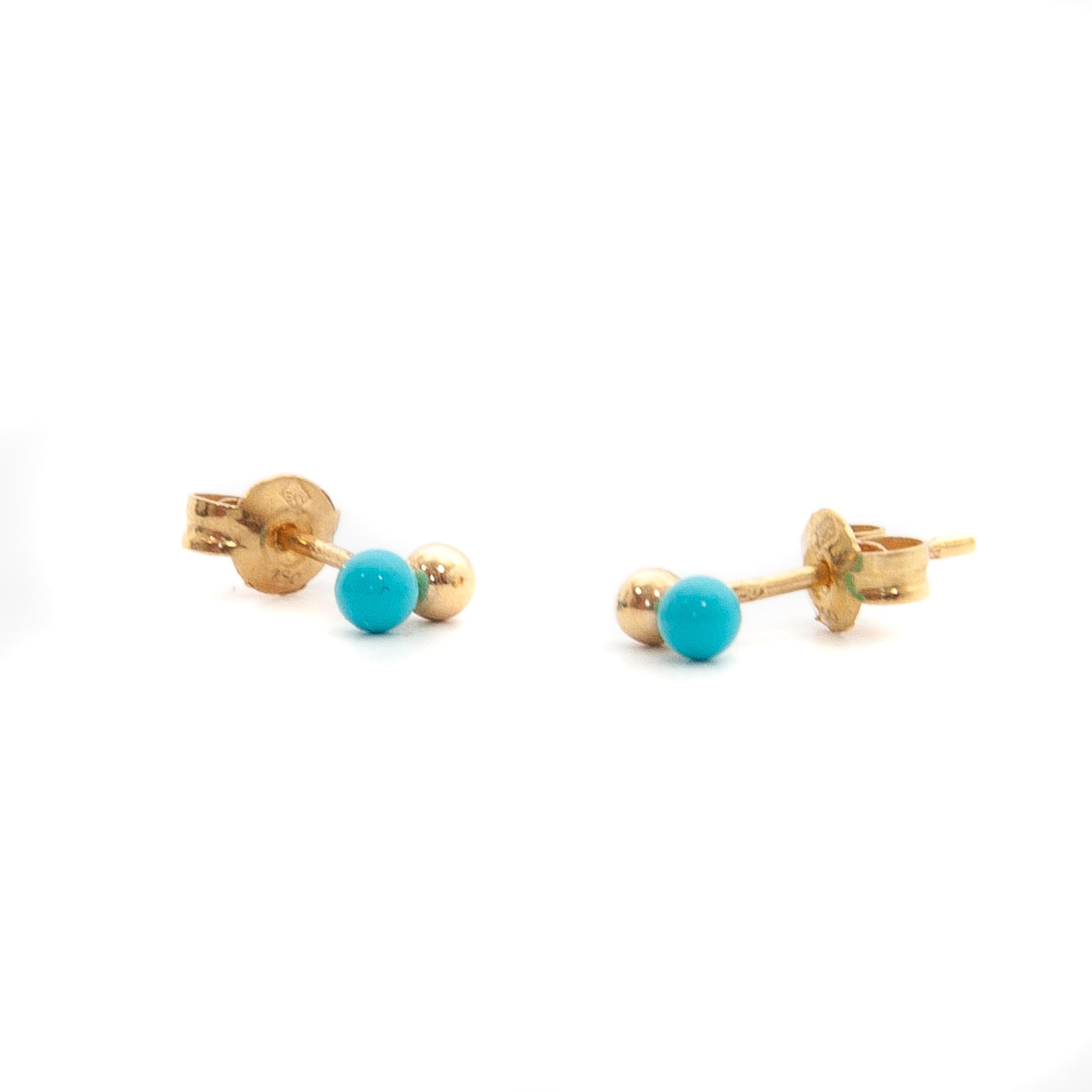 Round Cut Vintage Turquoise 18 Karat Gold Stud Earrings For Sale
