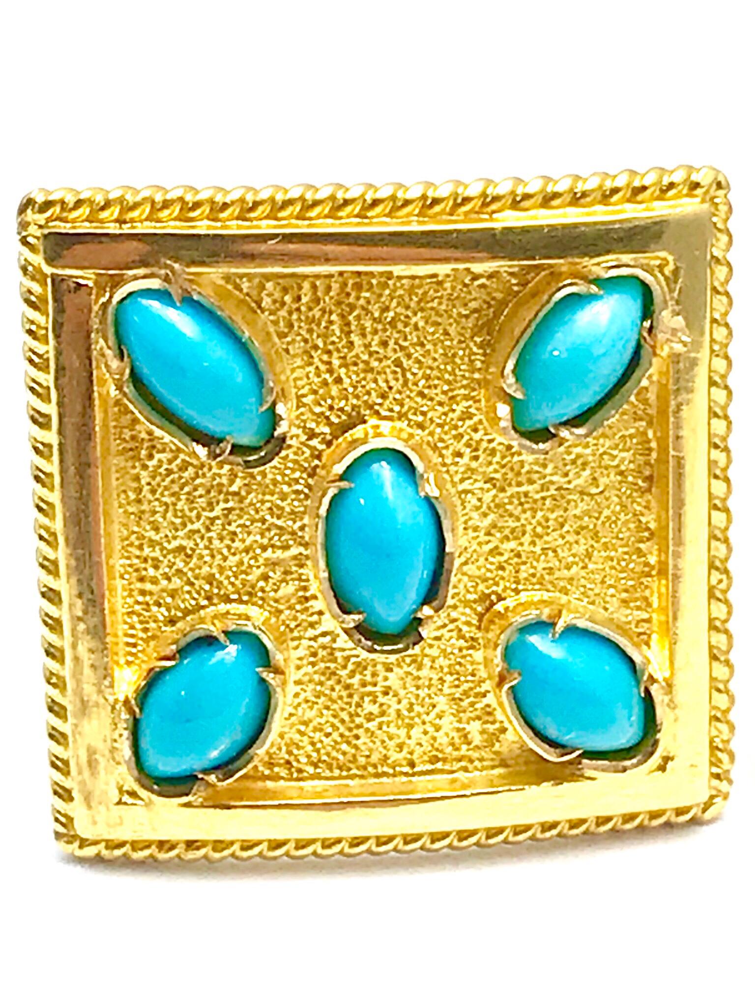 Retro Turquoise and 18 Karat Yellow Gold Cufflinks with a Toggle Back