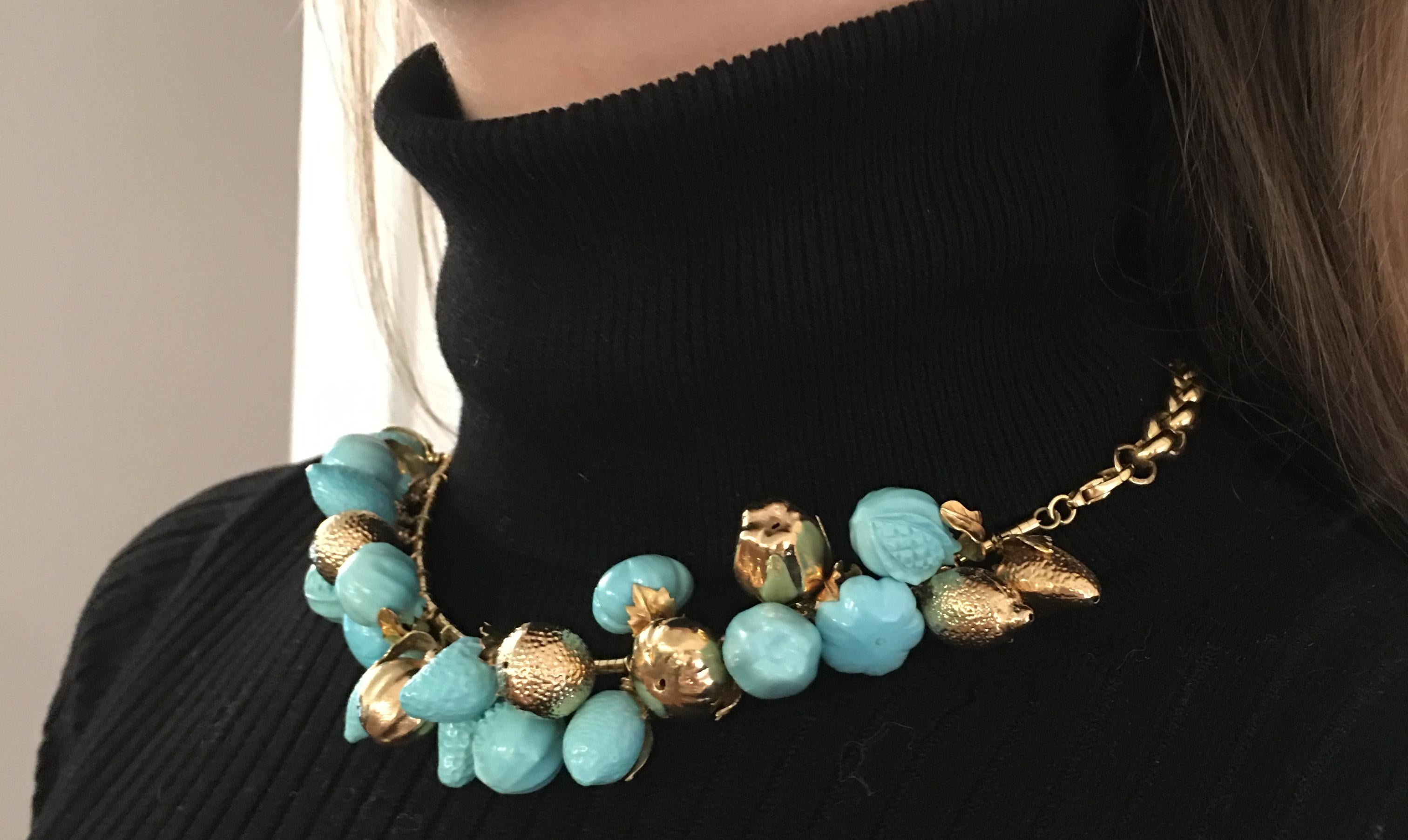 Turquoise and 18 Karat Yellow Gold Fruit Necklace For Sale 2