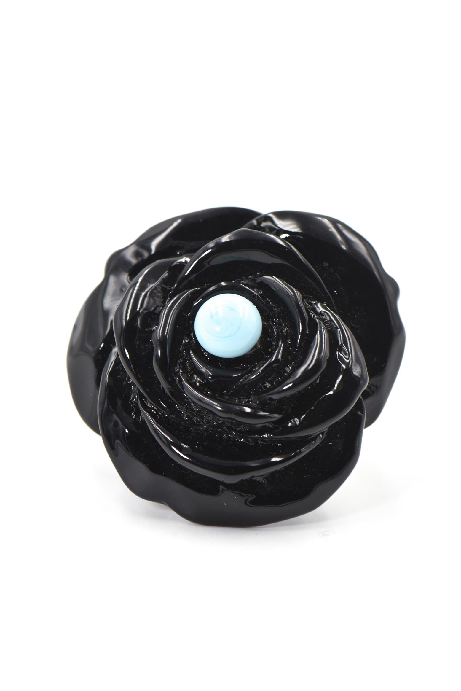 Cabochon Turquoise and Black Acrylic Flower Statement Ring For Sale