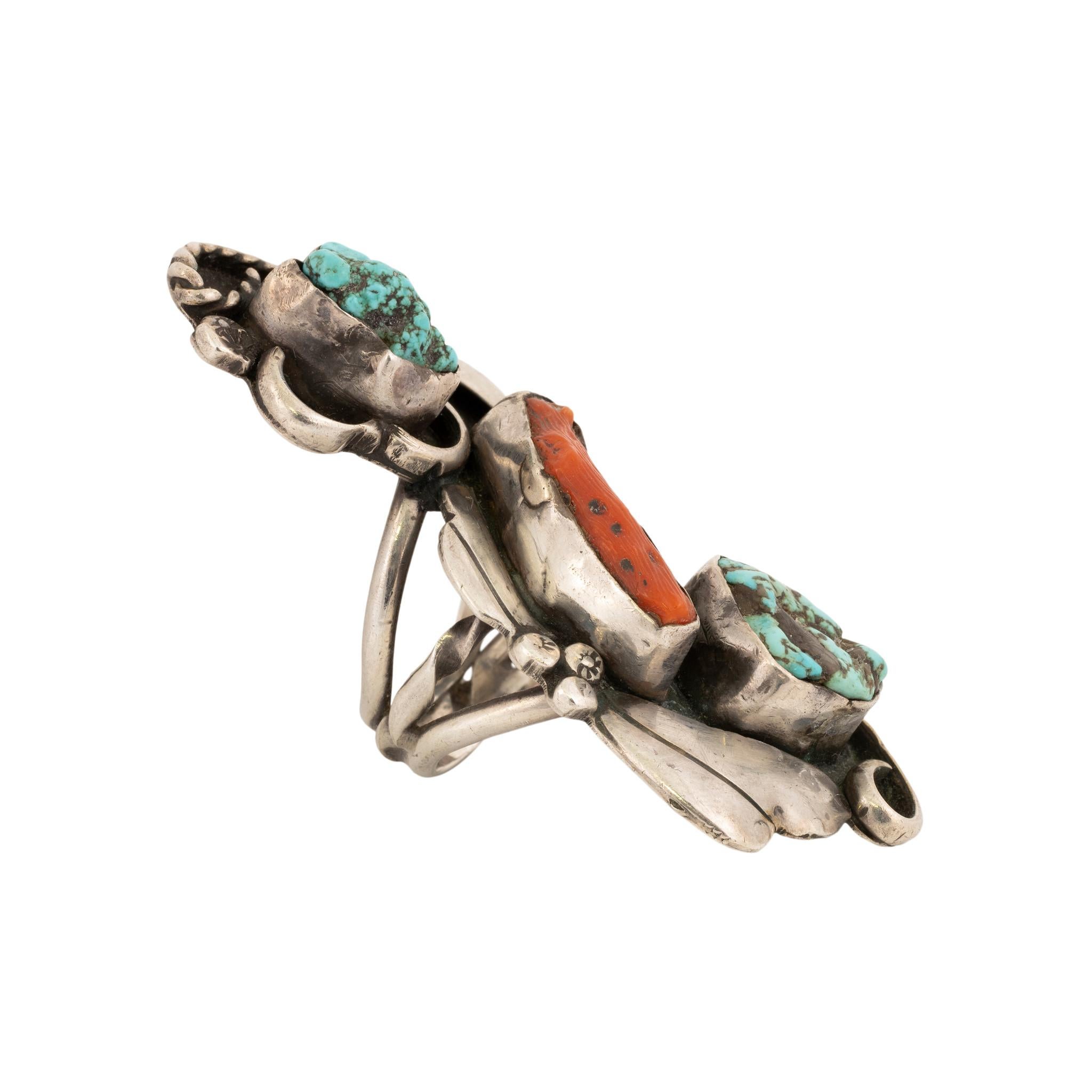 Anello in argento con turchese e corallo In condizioni buone in vendita a Coeur d Alene, ID