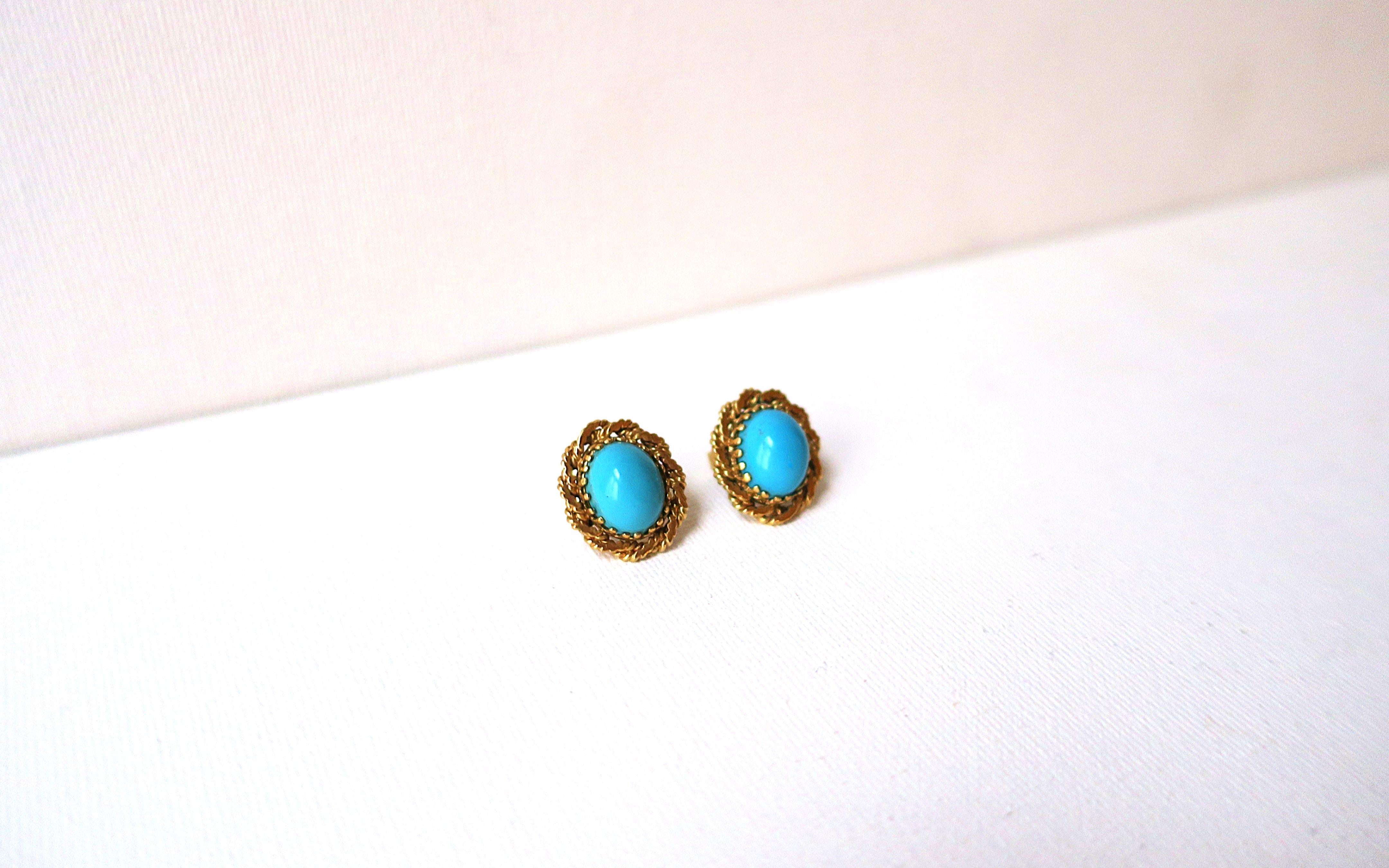 Women's or Men's Turquoise and Gold Earrings with Rope Design For Sale