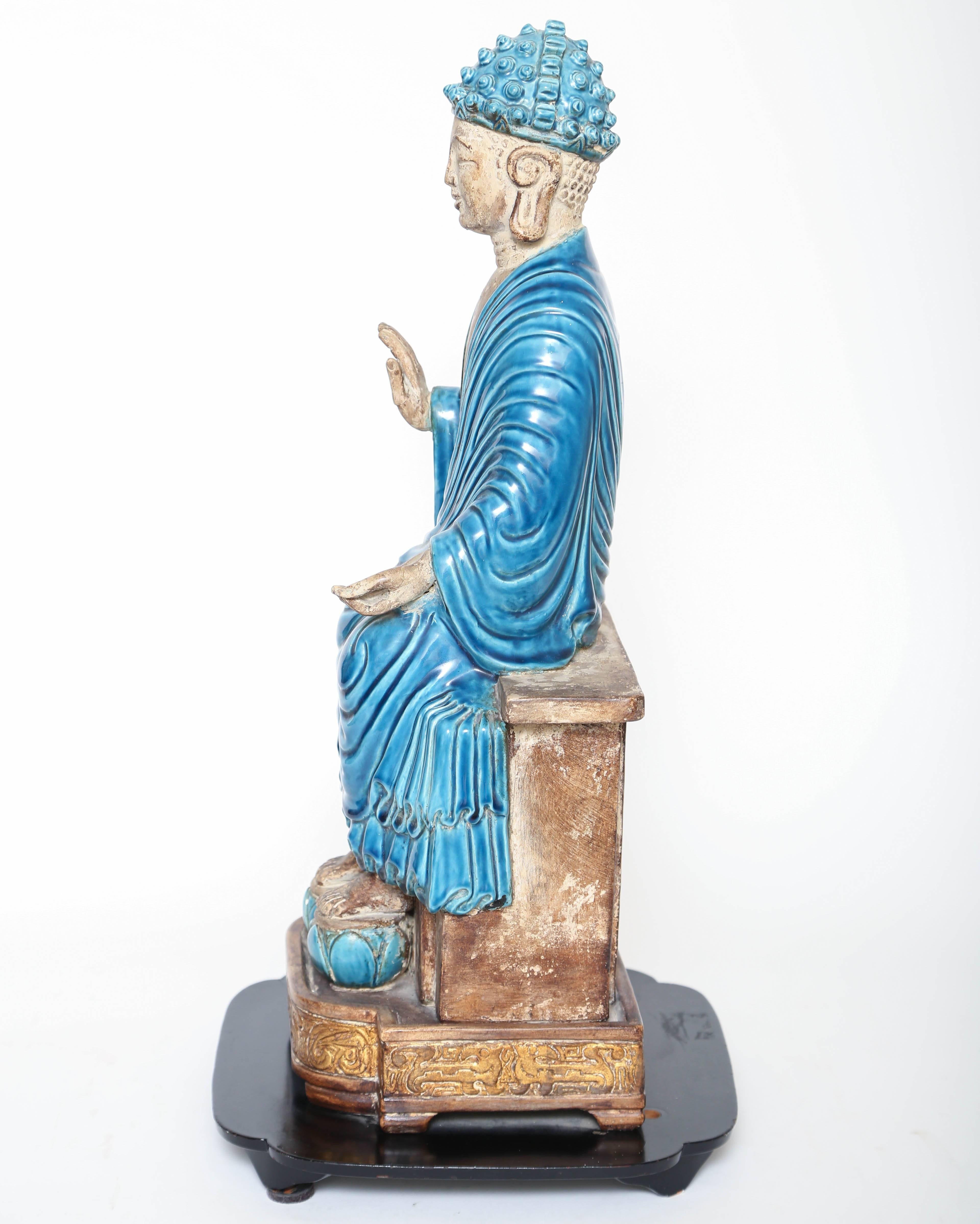 Turquoise and Parcel-Gilt Terracotta Buddha on Stand In Good Condition For Sale In Palm Beach, FL