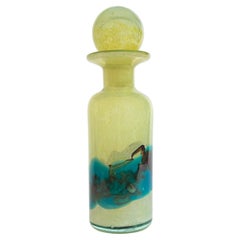 Türkis- und gelbe Kunstglasflasche, Strata von Mdina, Malta, ca. 1970er Jahre
