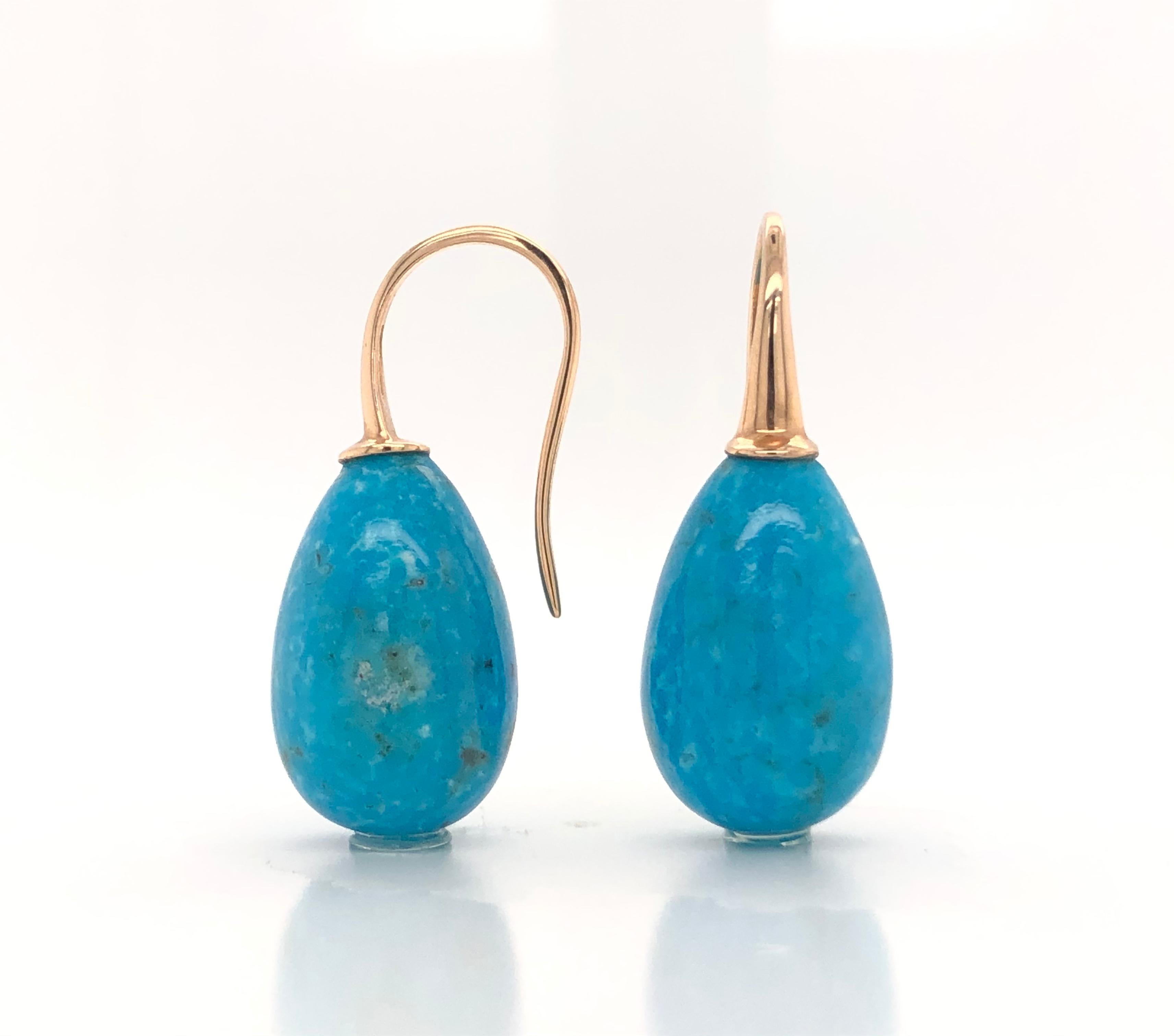 Discover this Turquoise and Yellow Gold 18 Karat Drop Earrings.
Reconstitute Turquoise
Yellow Gold 18 Karat
