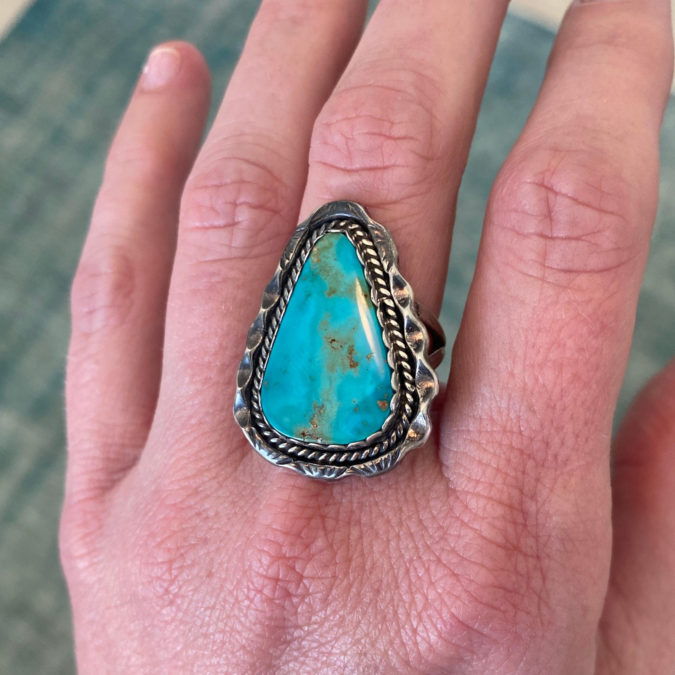Turquoise Arrowhead Shaped Smooth Cabochon Textured Statement Sterling Ring 3