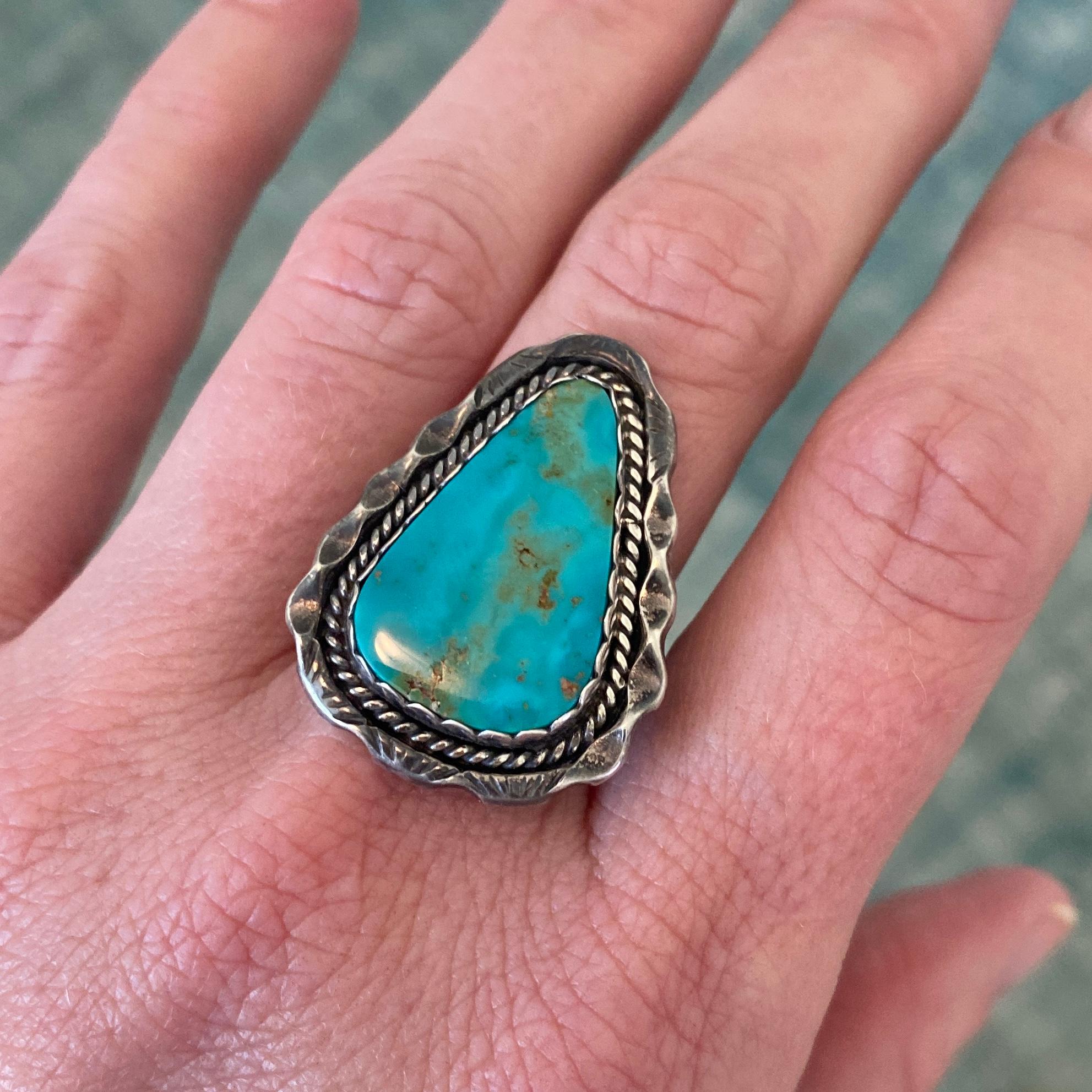 Turquoise Arrowhead Shaped Smooth Cabochon Textured Statement Sterling Ring 2