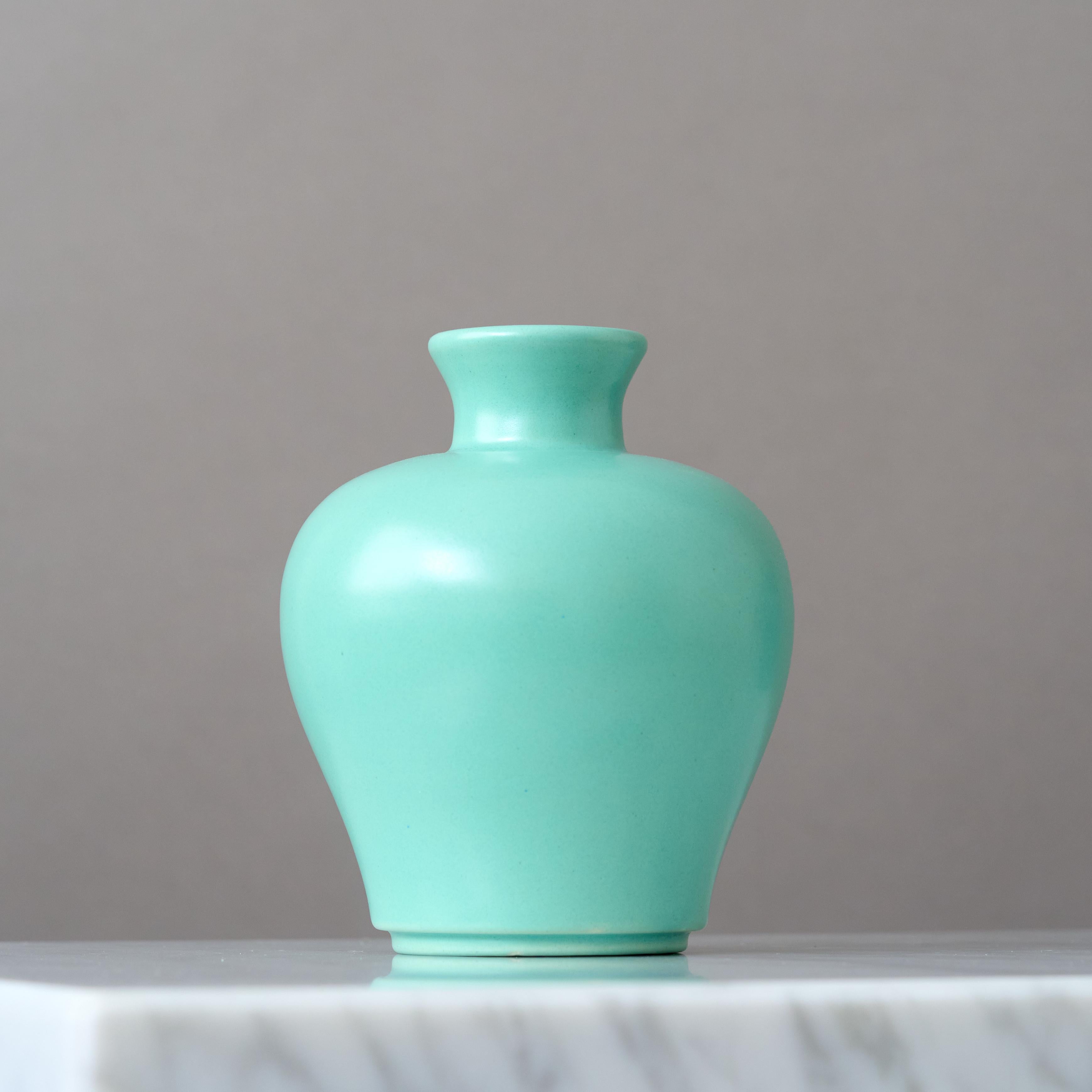 Glazed Turquoise Art Deco Ceramic Vase by Ewald Dahlskog, Bo Fajans, Sweden, 1930s. For Sale