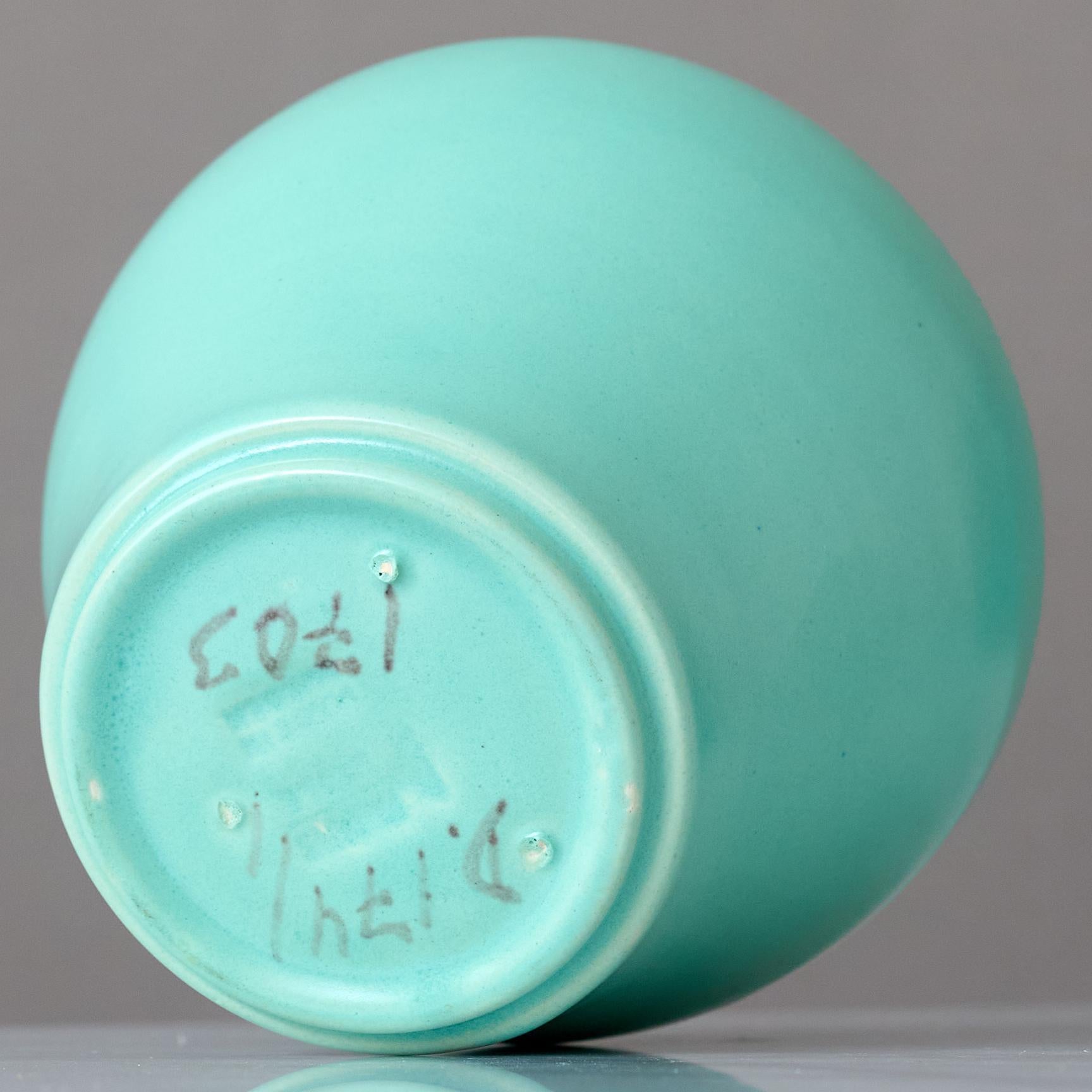 Turquoise Art Deco Ceramic Vase by Ewald Dahlskog, Bo Fajans, Sweden, 1930s. For Sale 1