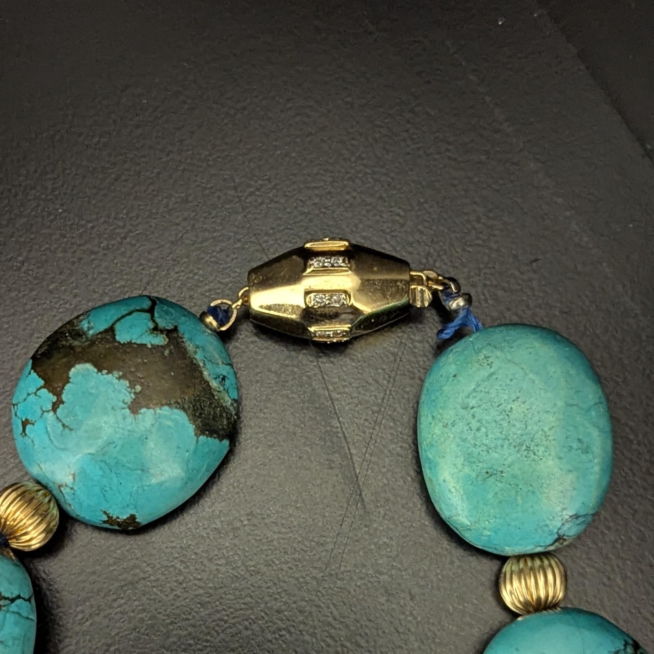 Collana con perle di turchese, oro e diamanti In condizioni buone in vendita a New York, NY