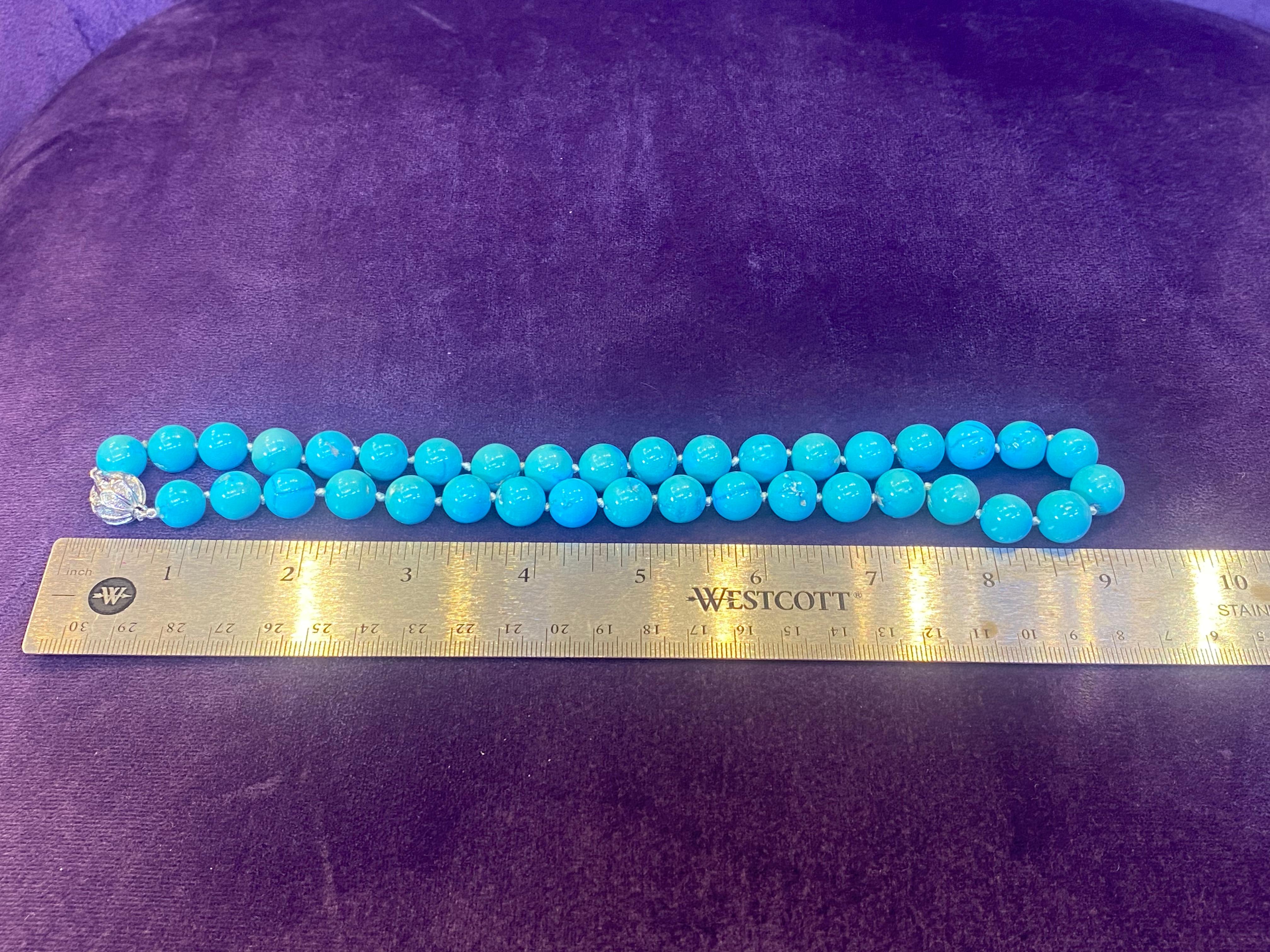 Turquoise Bead Necklace For Sale 3