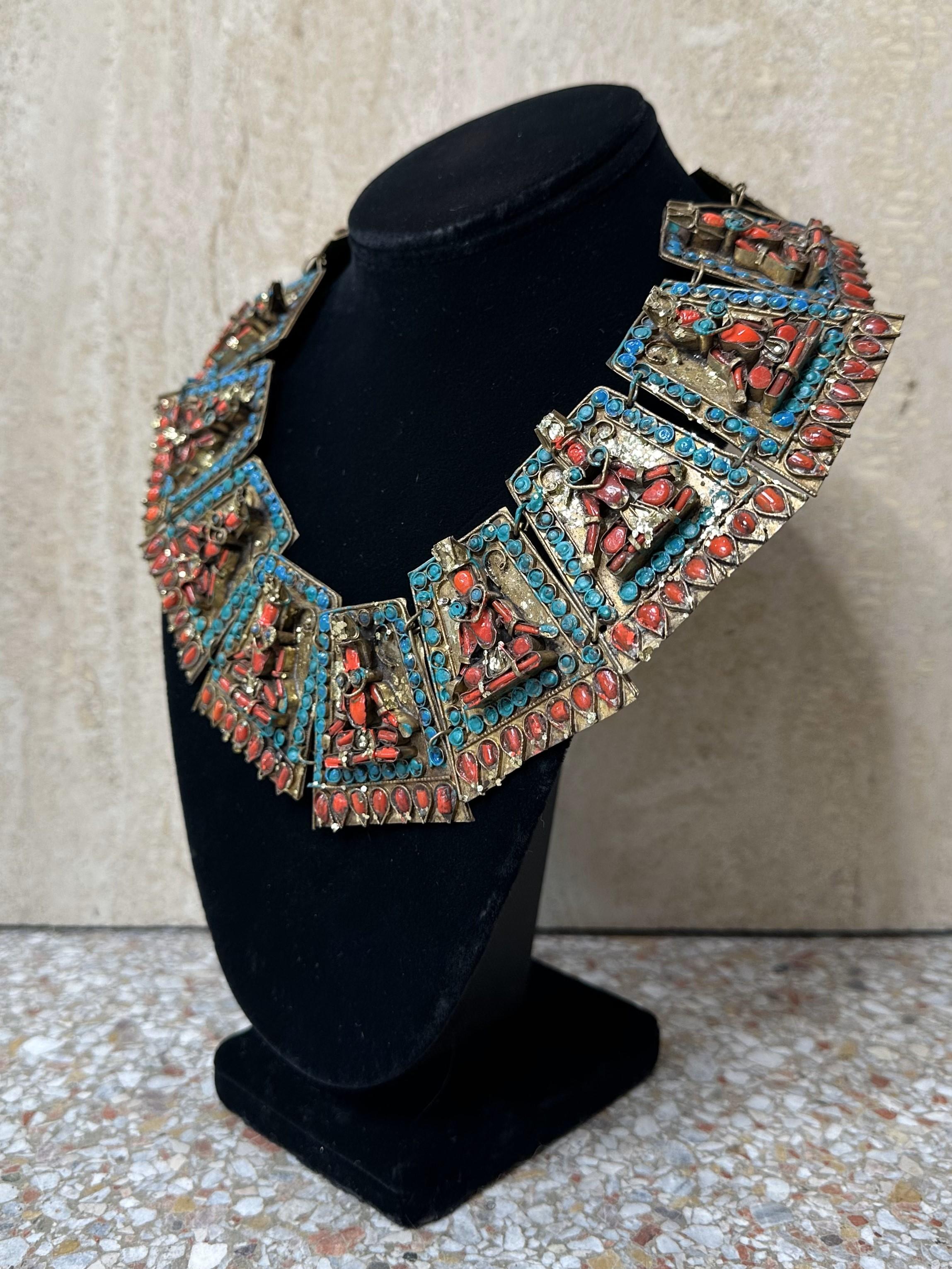 Taille ronde Vieux bracelet turquoise avec corail en vente