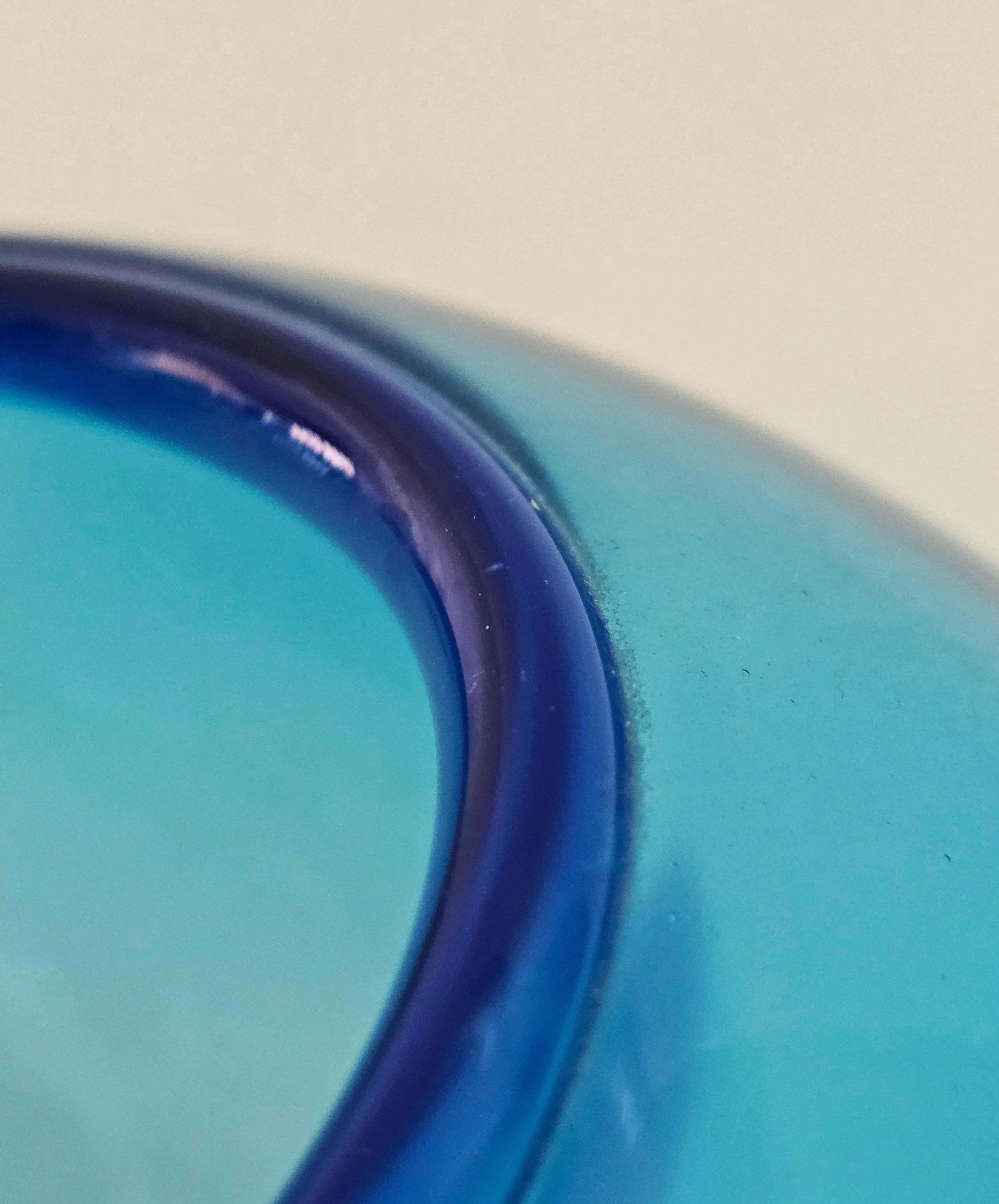 Vase en verre soufflé turquoise, design moderne mi-siècle, Italie, 1970 en vente 3