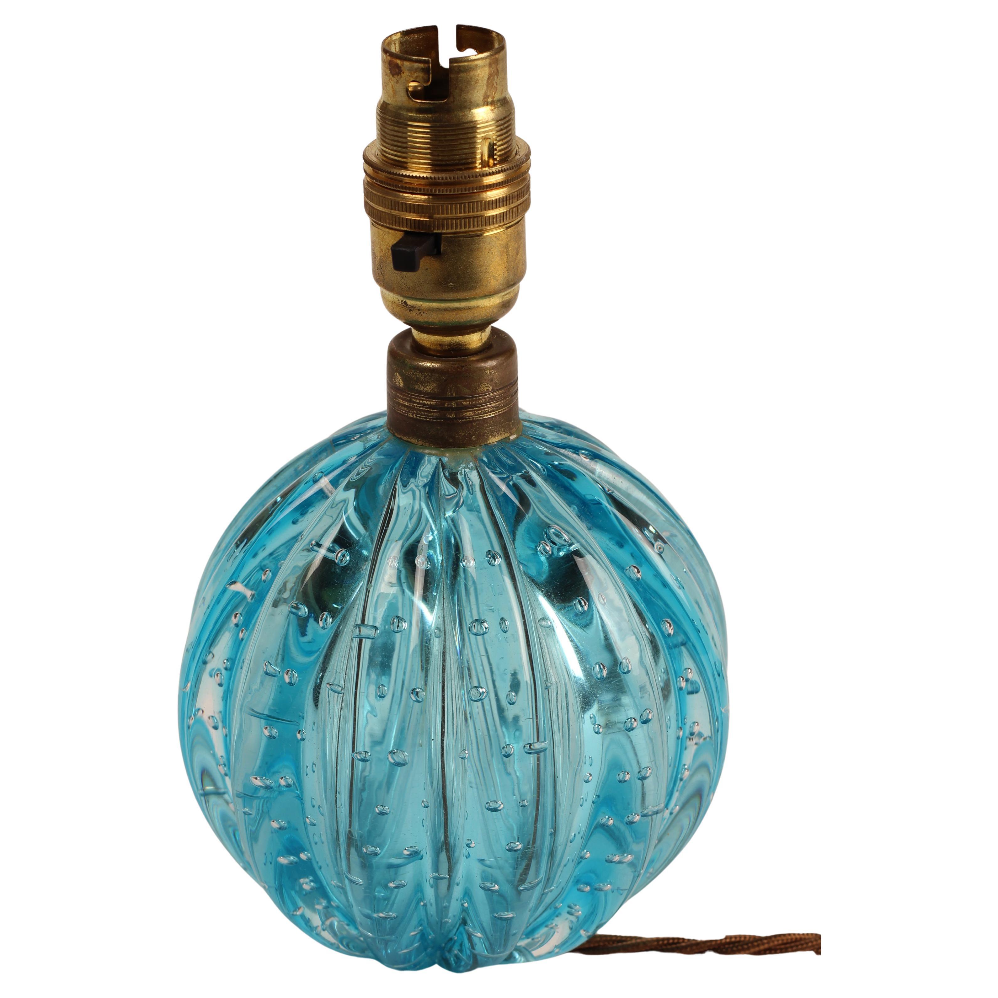 Türkisblaue Bullicante gerippte Kugellampe von Archimede Seguso, Murano, Venedig (Italienisch) im Angebot