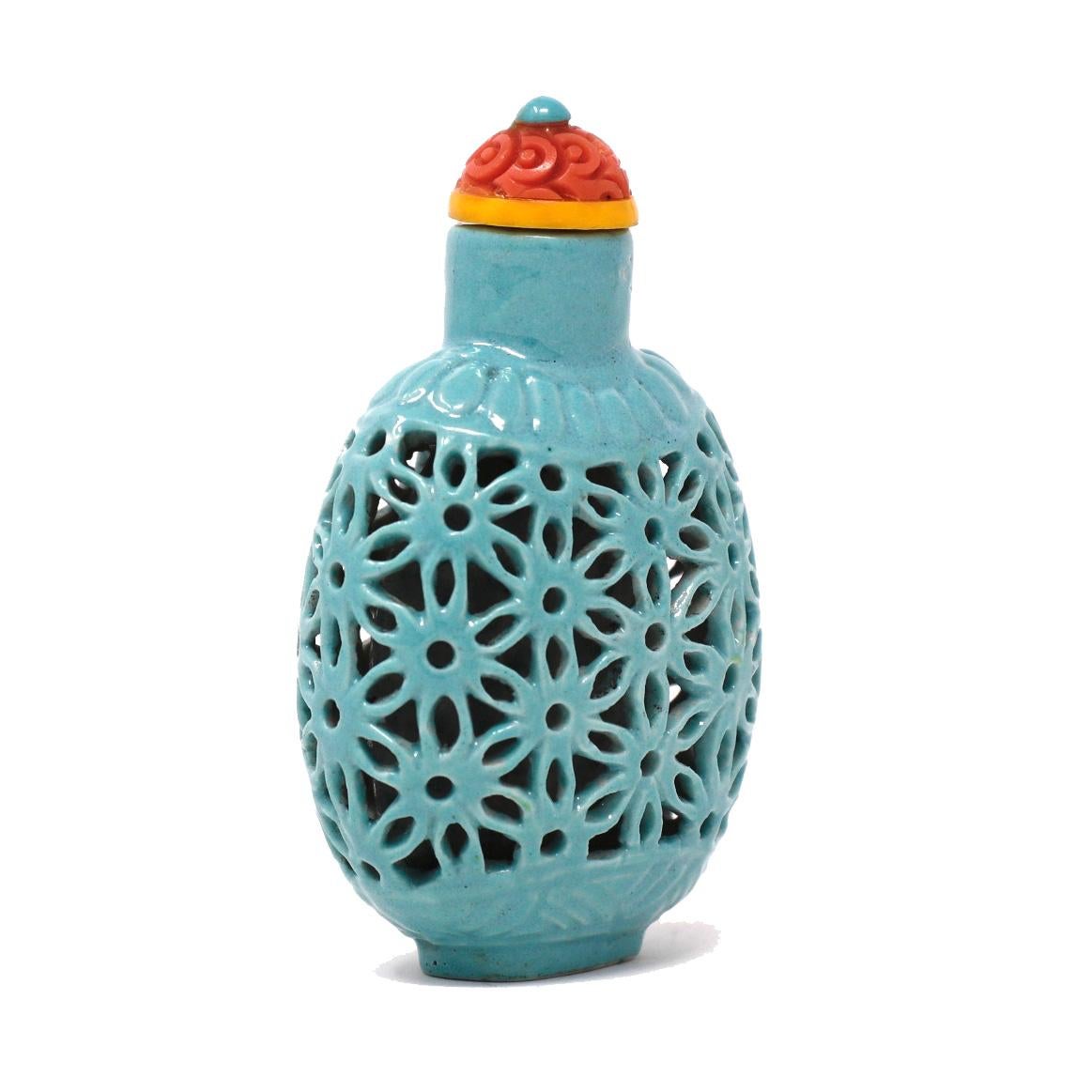 Turquoise Blue Chinese Reticulated Soft Paste Porcelain Snuff Bottle, circa 1900 1
