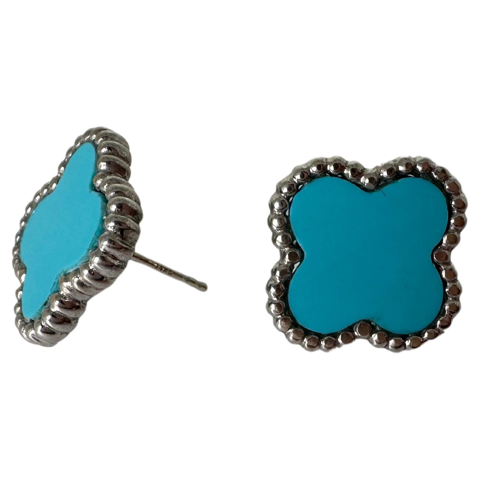 Turquoise blue clover earrings 14KT gold studs For Sale