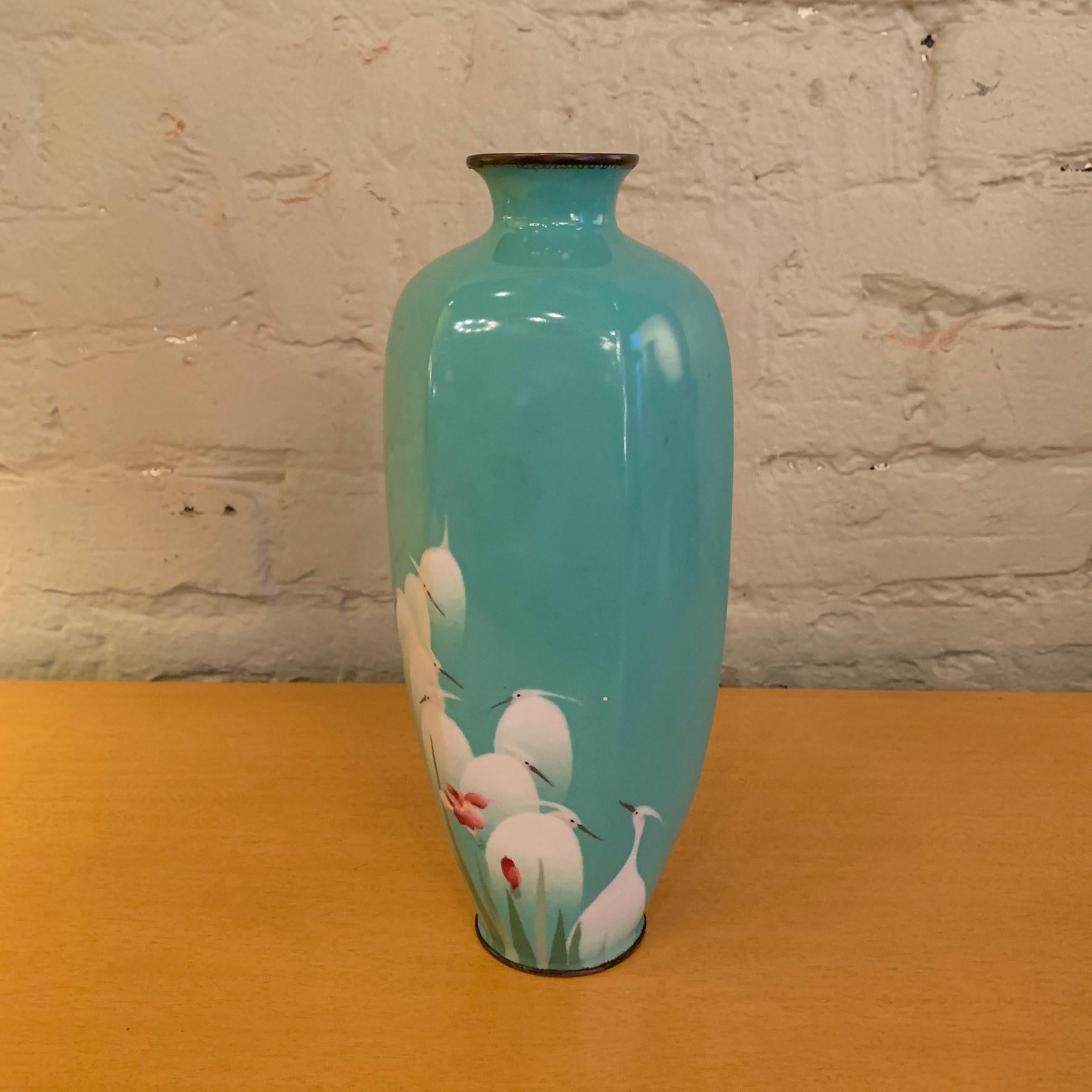 Art déco Vase en émail bleu turquoise sur cuivre, Chine en vente
