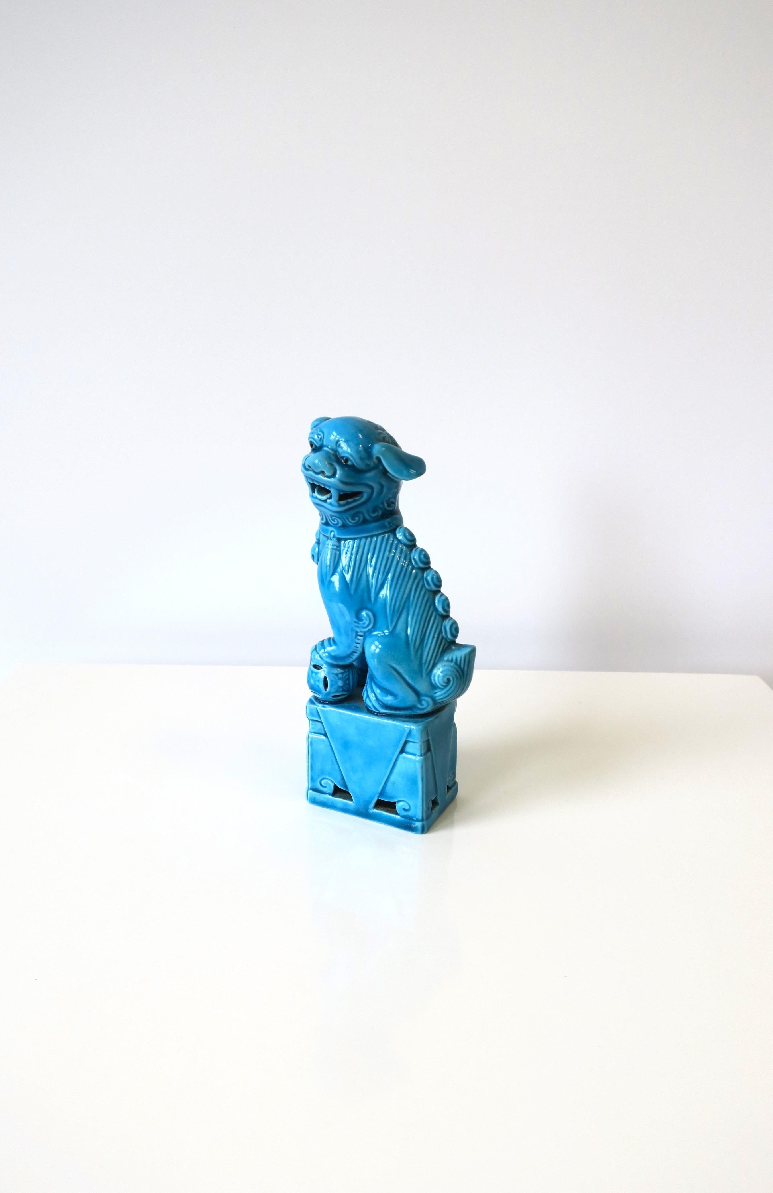 Chinese Turquoise Blue Foo Lion Dog Decorative Object, circa 1960s For Sale