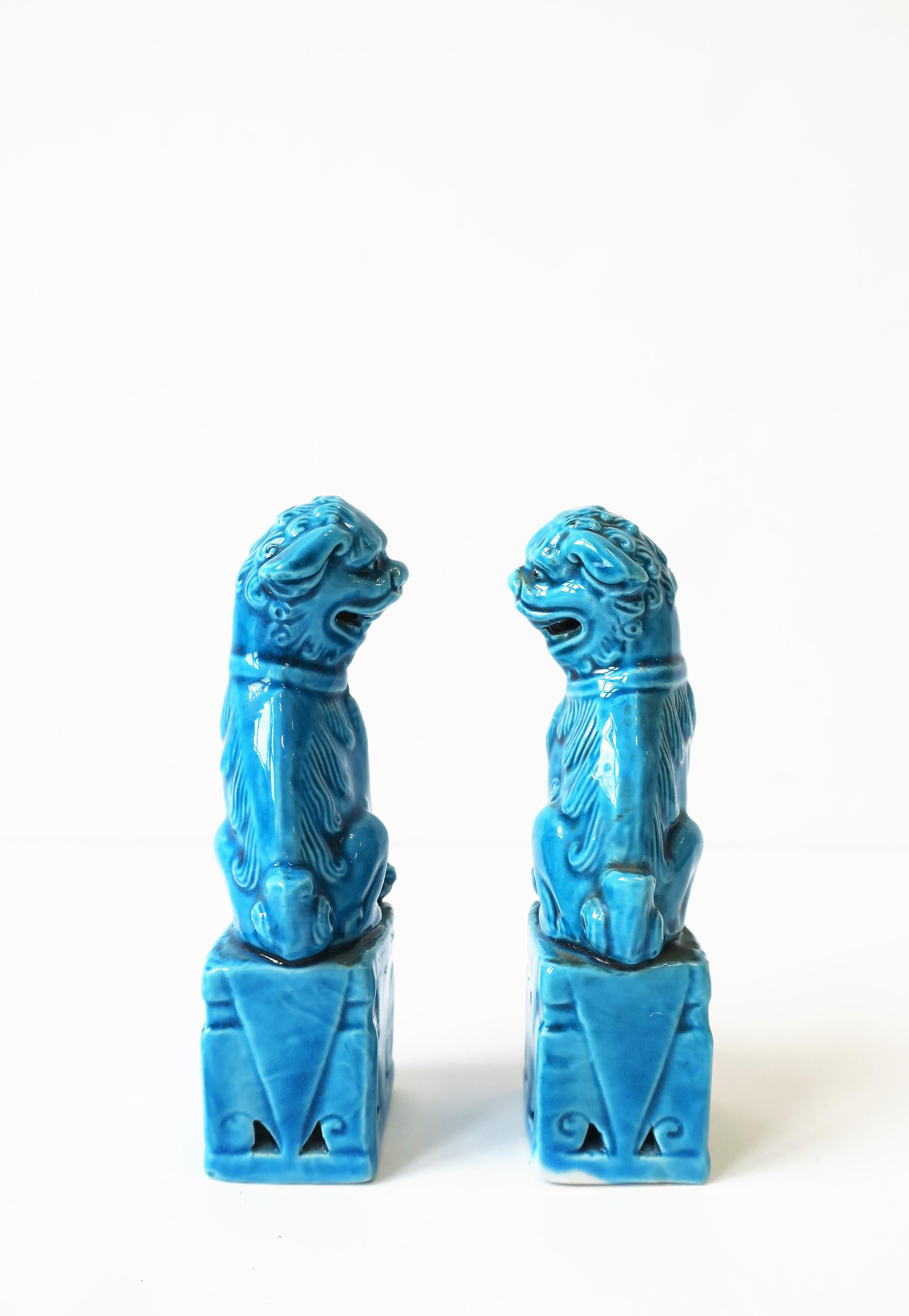 Turquoise Blue Lion Foo Dogs In Good Condition In New York, NY