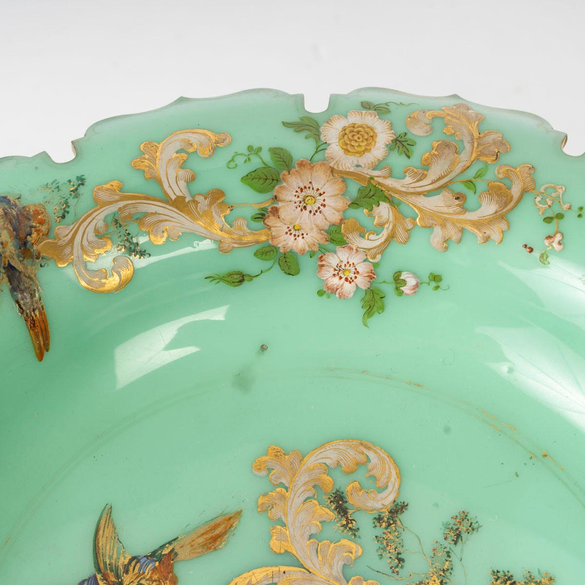 Turquoise Blue Opaline Bowl, 19th Century, Napoleon III Period. In Good Condition For Sale In Saint-Ouen, FR