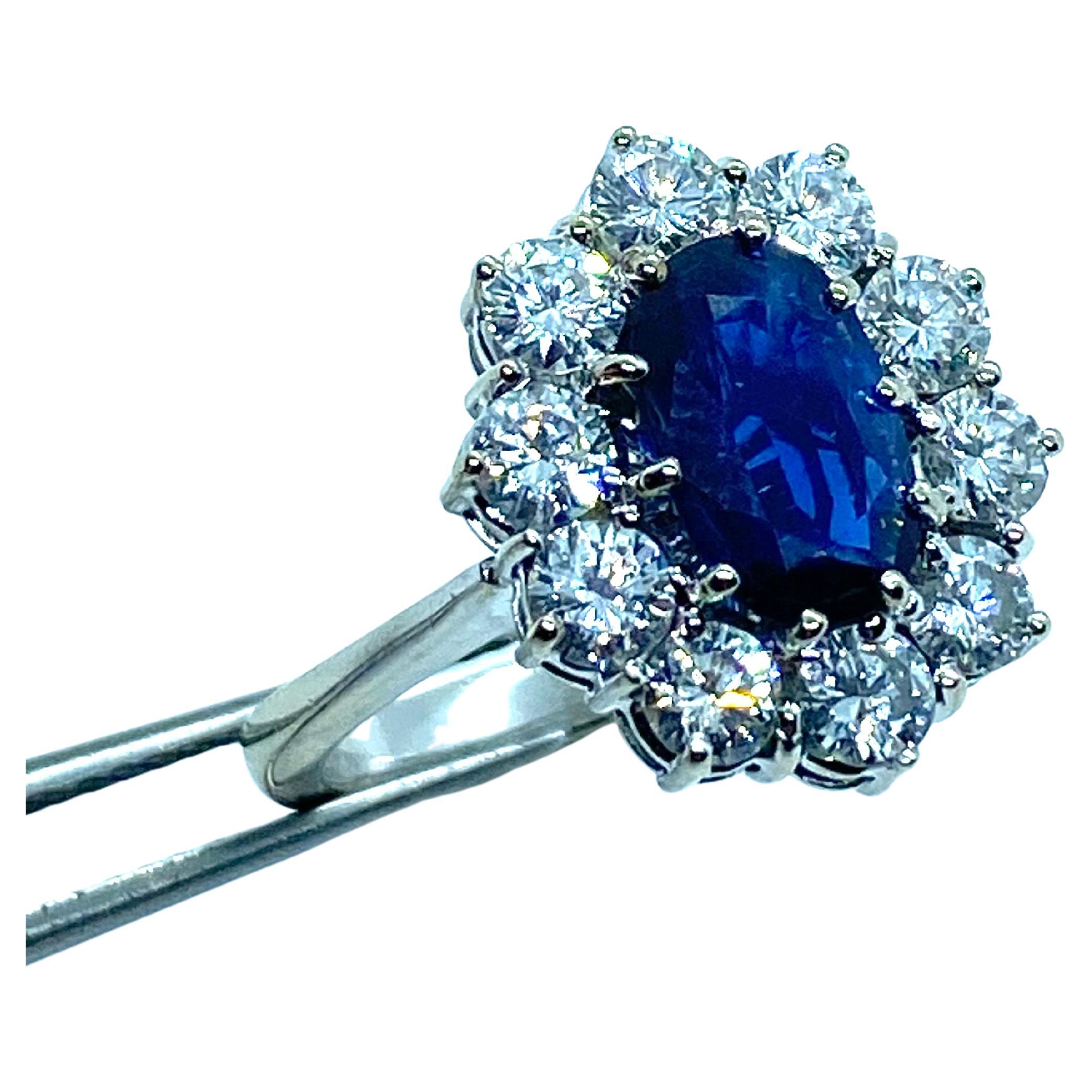 Contemporary Turquoise Blue Sapphire and Diamonds Ring For Sale