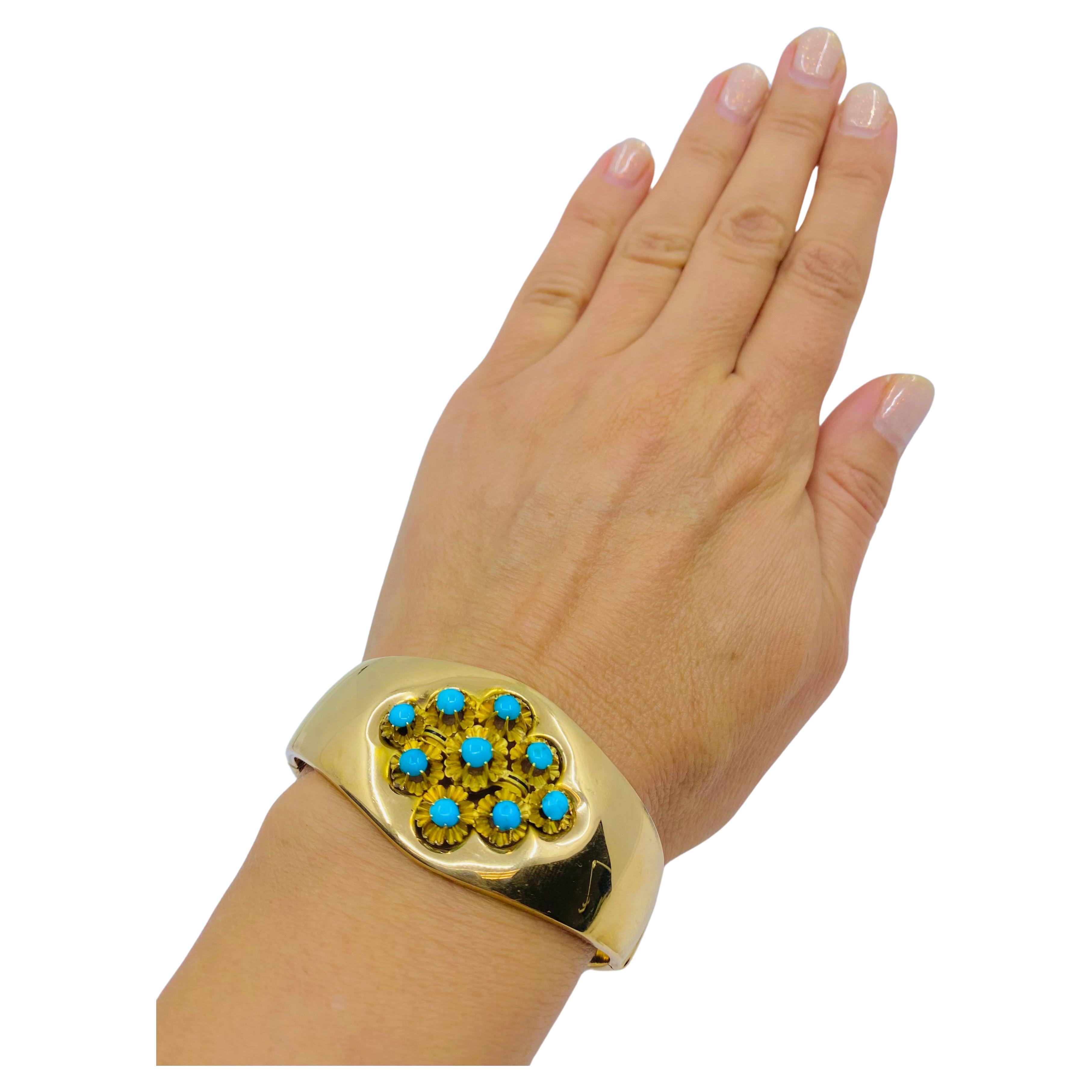 Mixed Cut Turquoise Bracelet Vintage French Jewelry 18k Gold For Sale