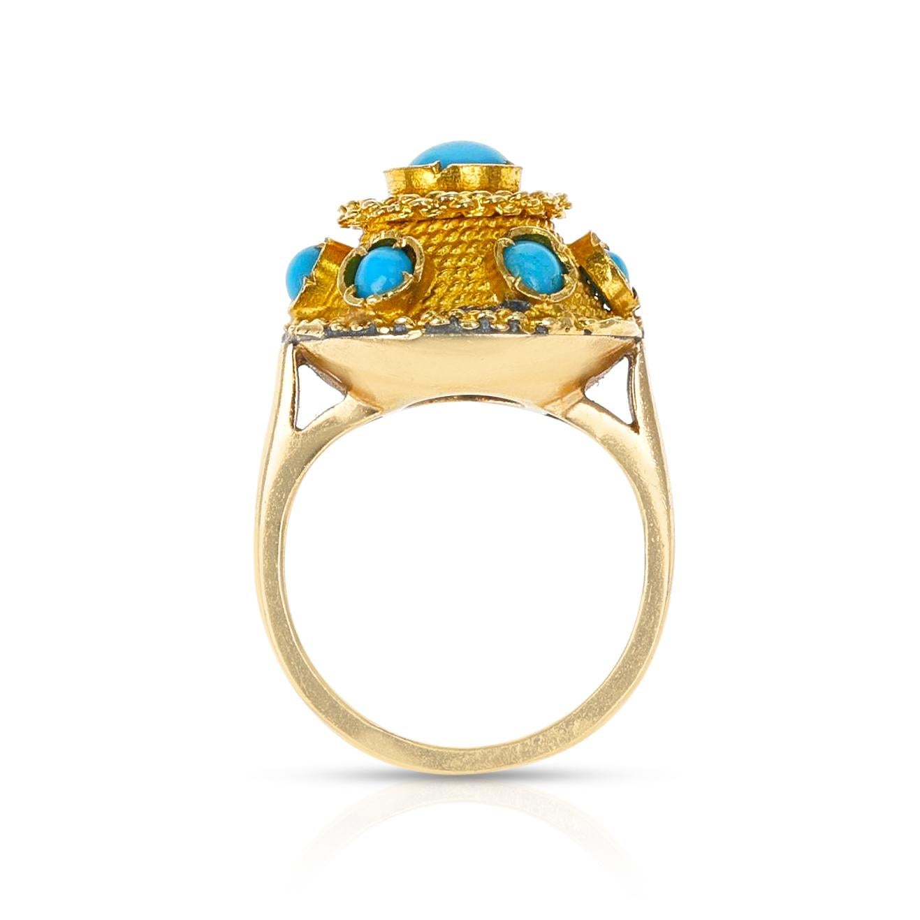 Turquoise Cabochon and Gold Ring, Part of Set  In Excellent Condition For Sale In New York, NY