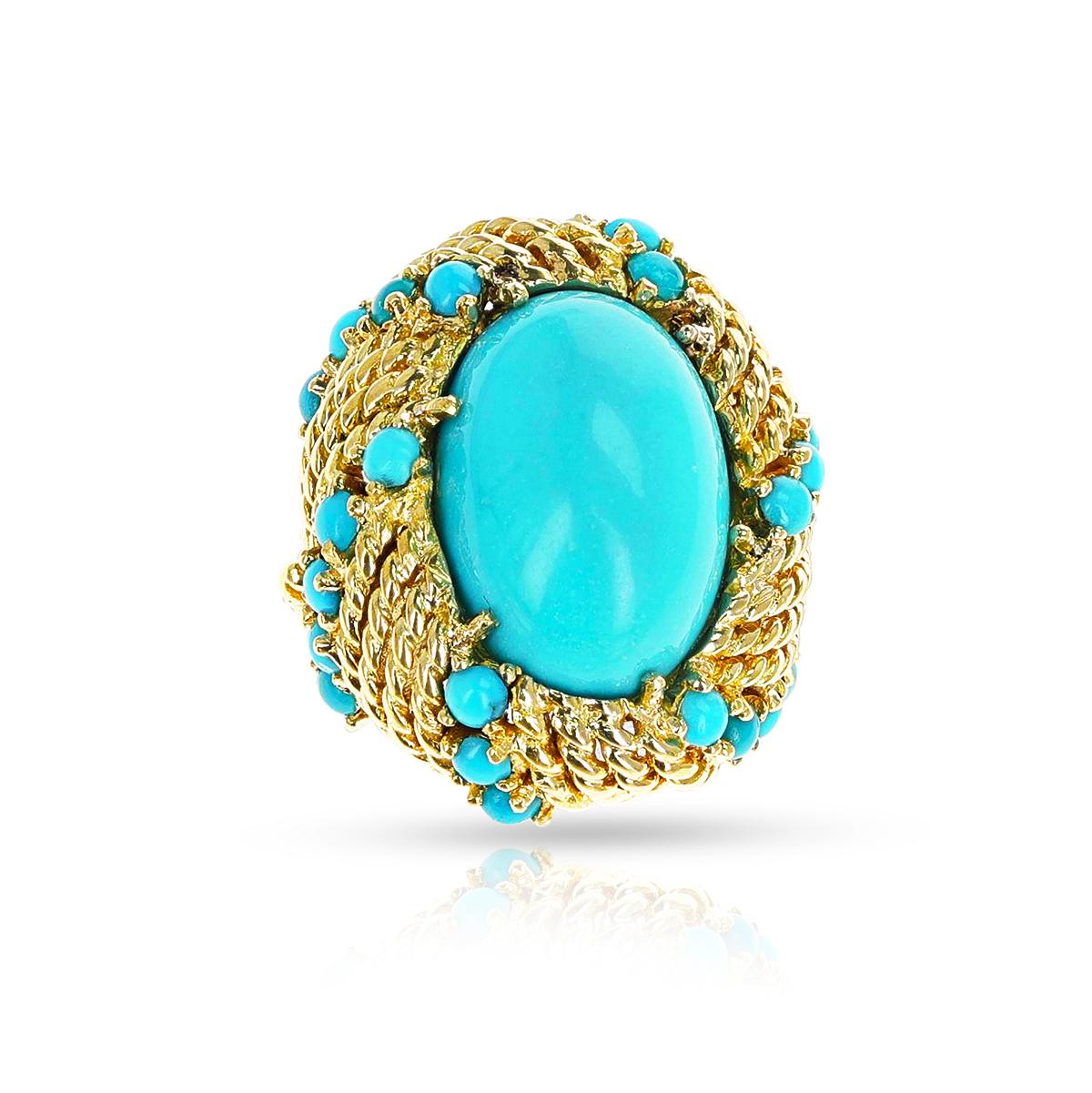 A Turquoise Cabochon Cocktail Ring with Rope-Work Gold made in 18 karat yellow gold. The total weight is 8.58 grams. The ring size is US 4.50.



SKU 1231-RATDJYA