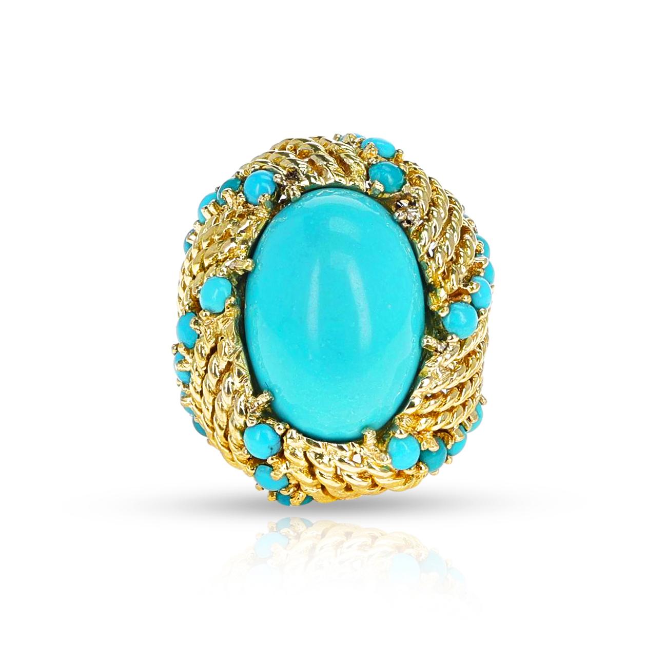 Turquoise Cabochon Cocktail Ring with Rope-Work Gold, 18k For Sale 1