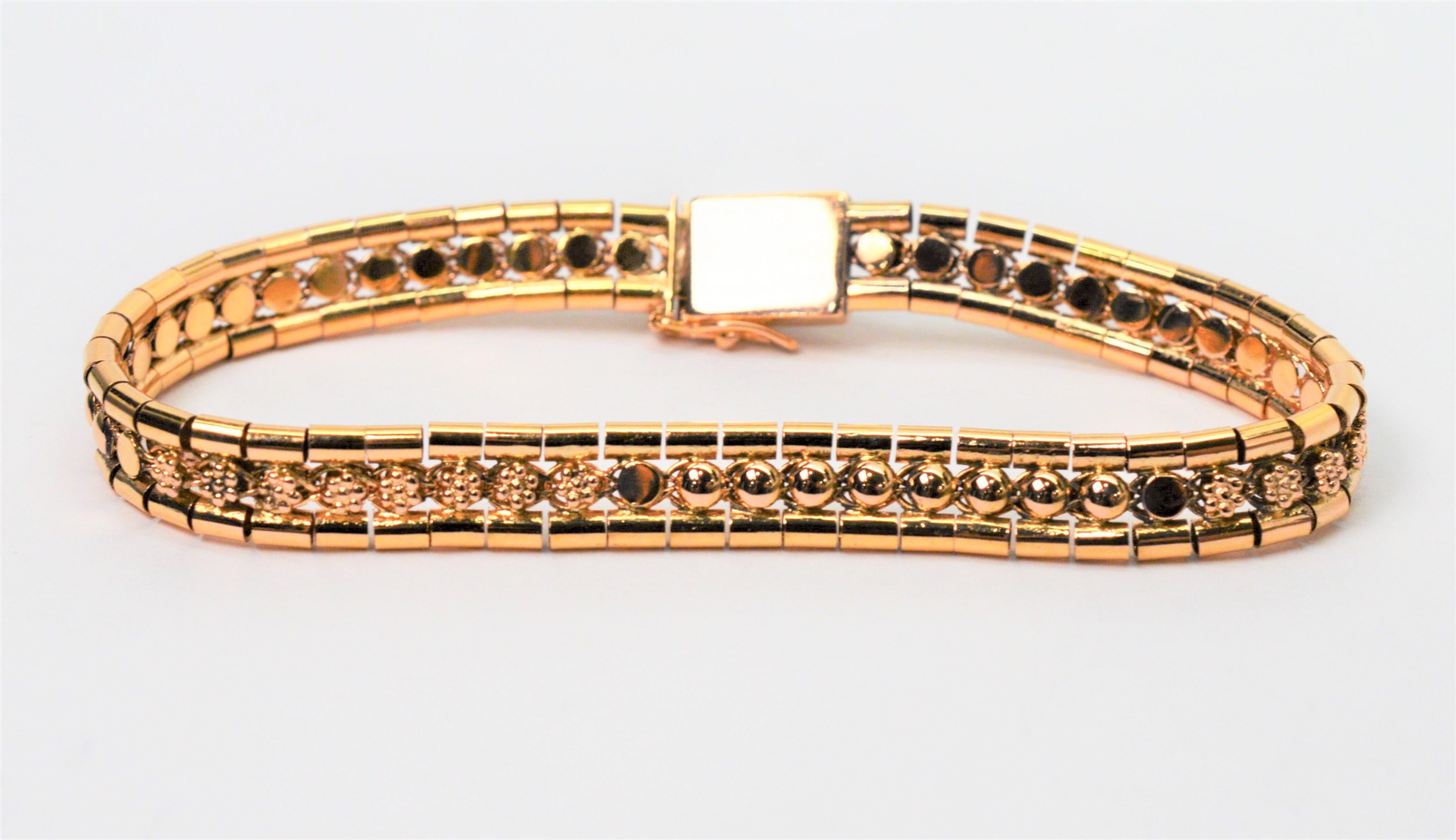 18 Karat Yellow Gold Link Buckle Bracelet w Turquoise Cabochon Accent For Sale 2