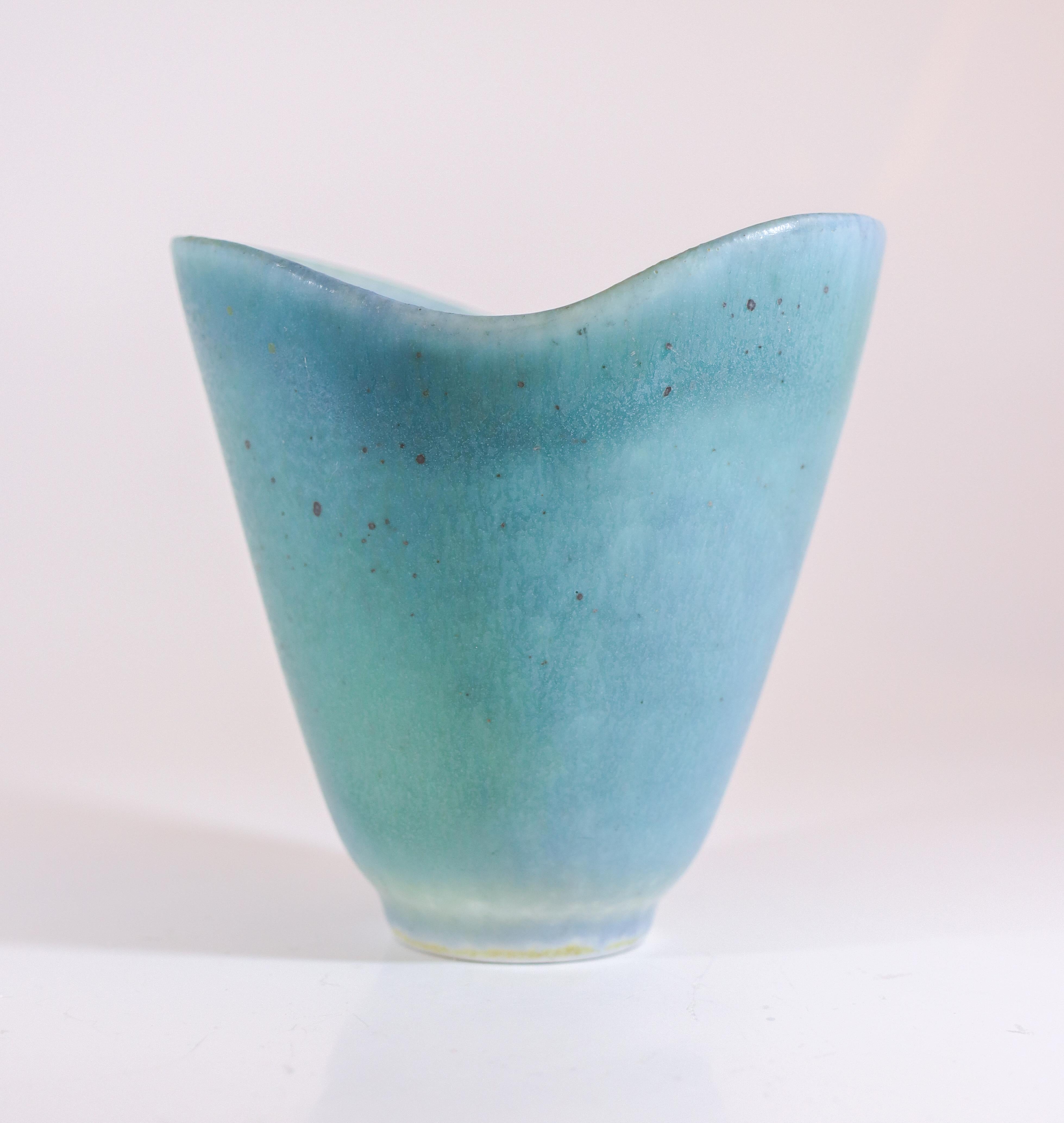 Vaso in ceramica turchese - Carl-Harry Stålhane - Rörstrand Midcentury Modern In condizioni ottime in vendita a Stockholm, SE