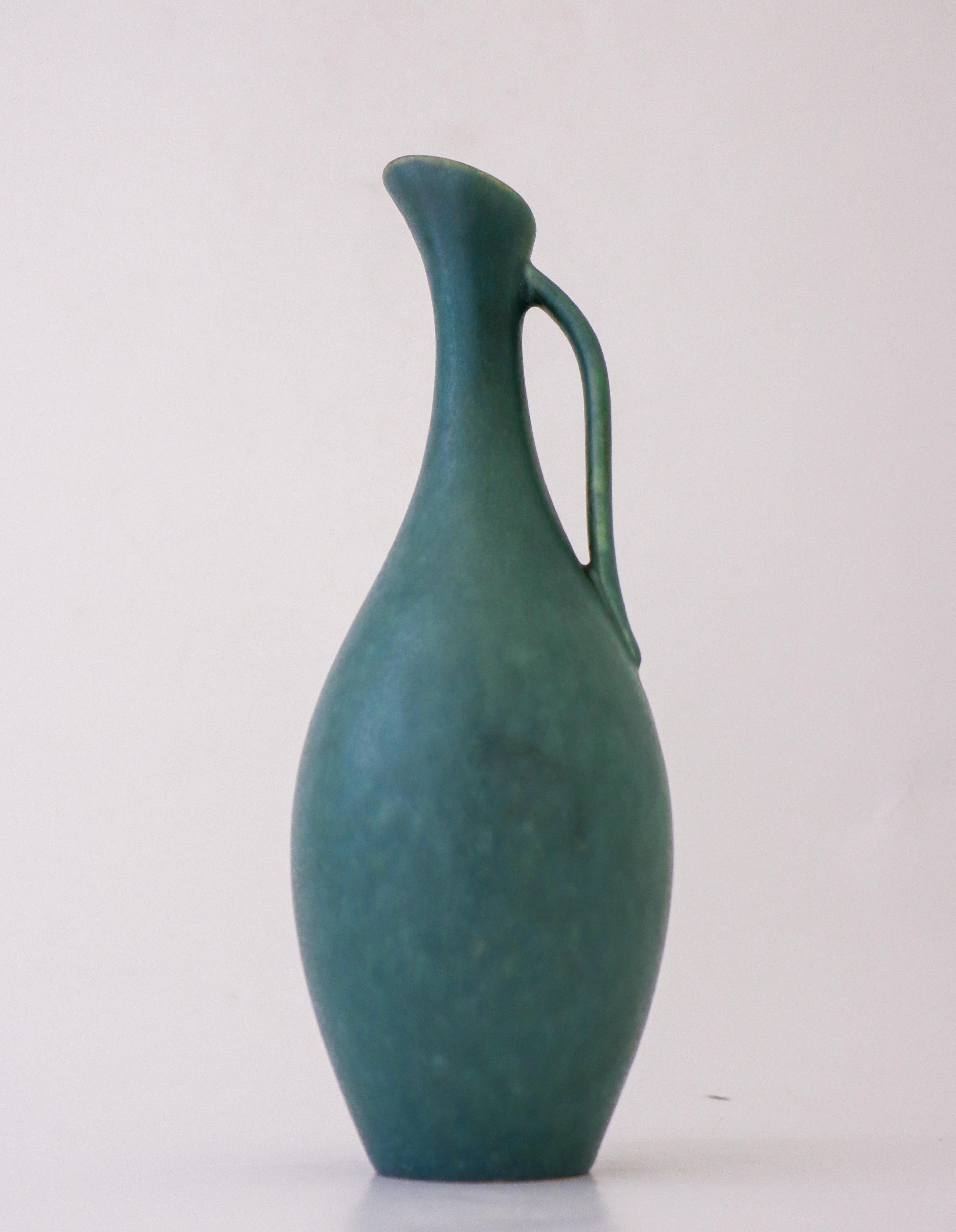 Swedish Turquoise ceramic vase - Gunnar Nylund - Rörstrand - Mid 20th century For Sale