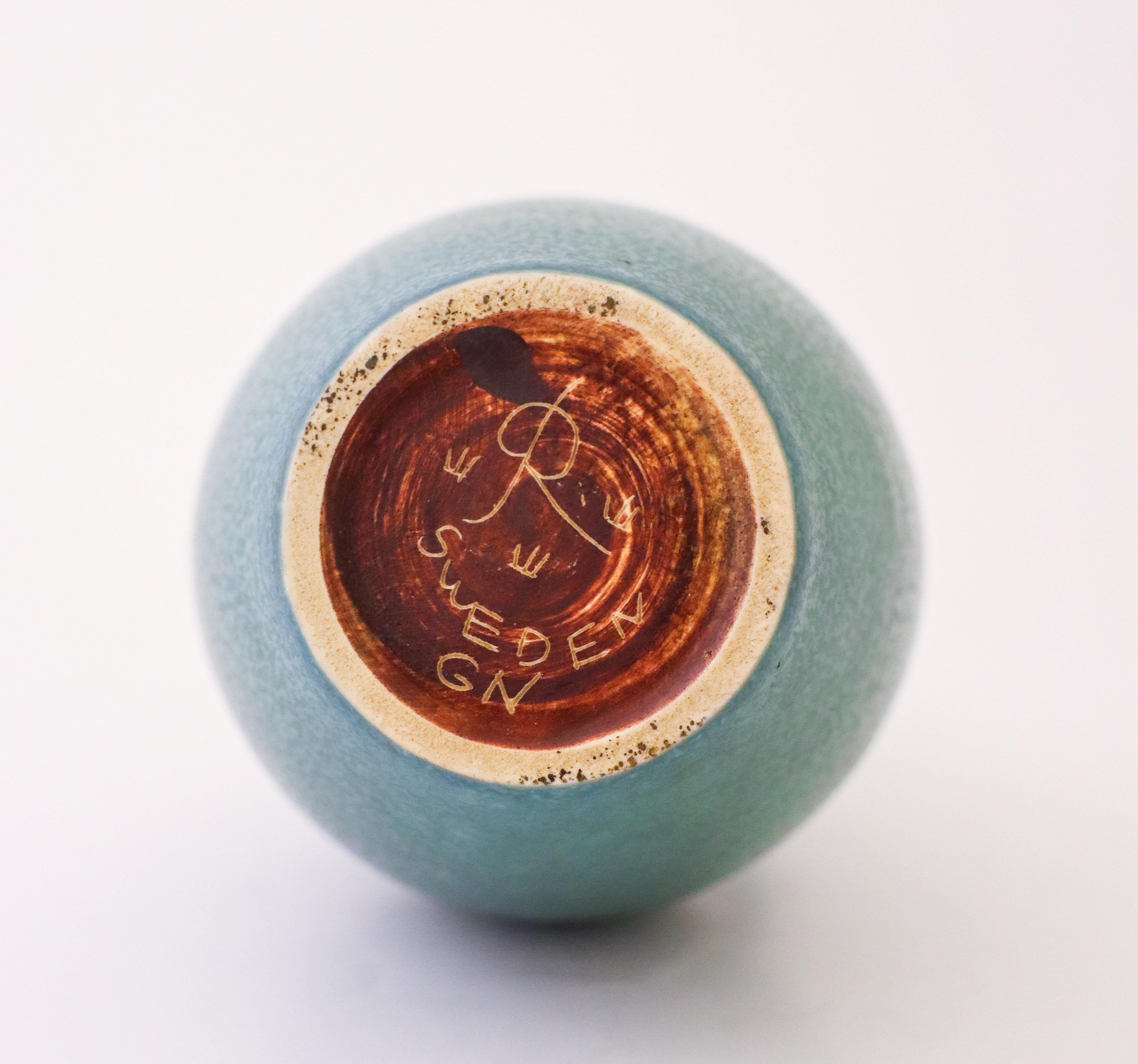 Glazed Turquoise ceramic vase - Gunnar Nylund - Rörstrand - Mid 20th century For Sale