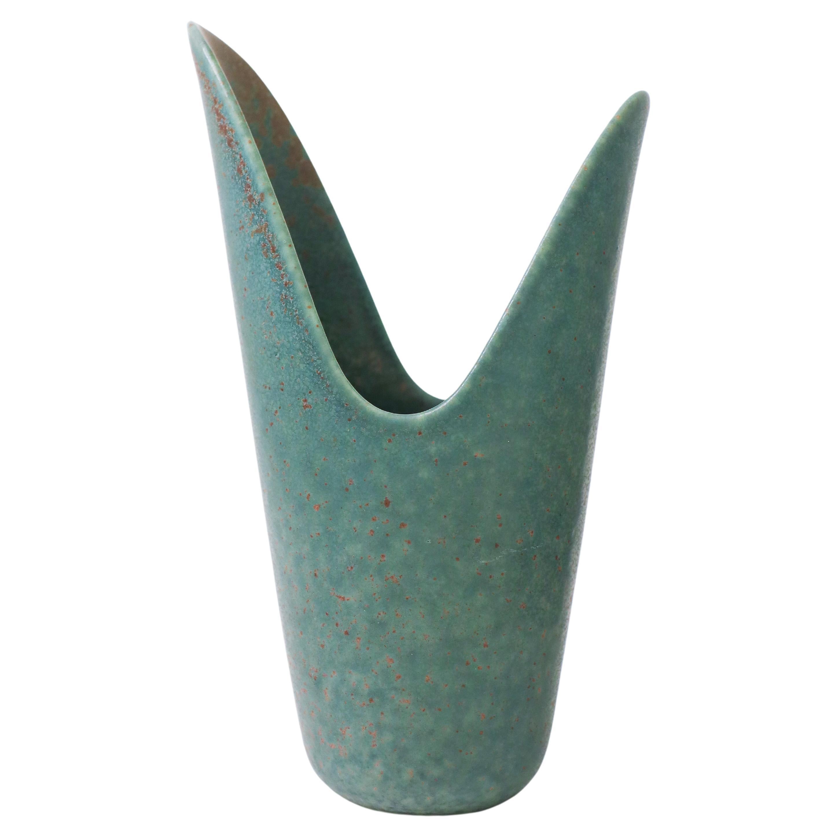 Turquoise ceramic vase - Gunnar Nylund - Rörstrand - Mid 20th century For Sale