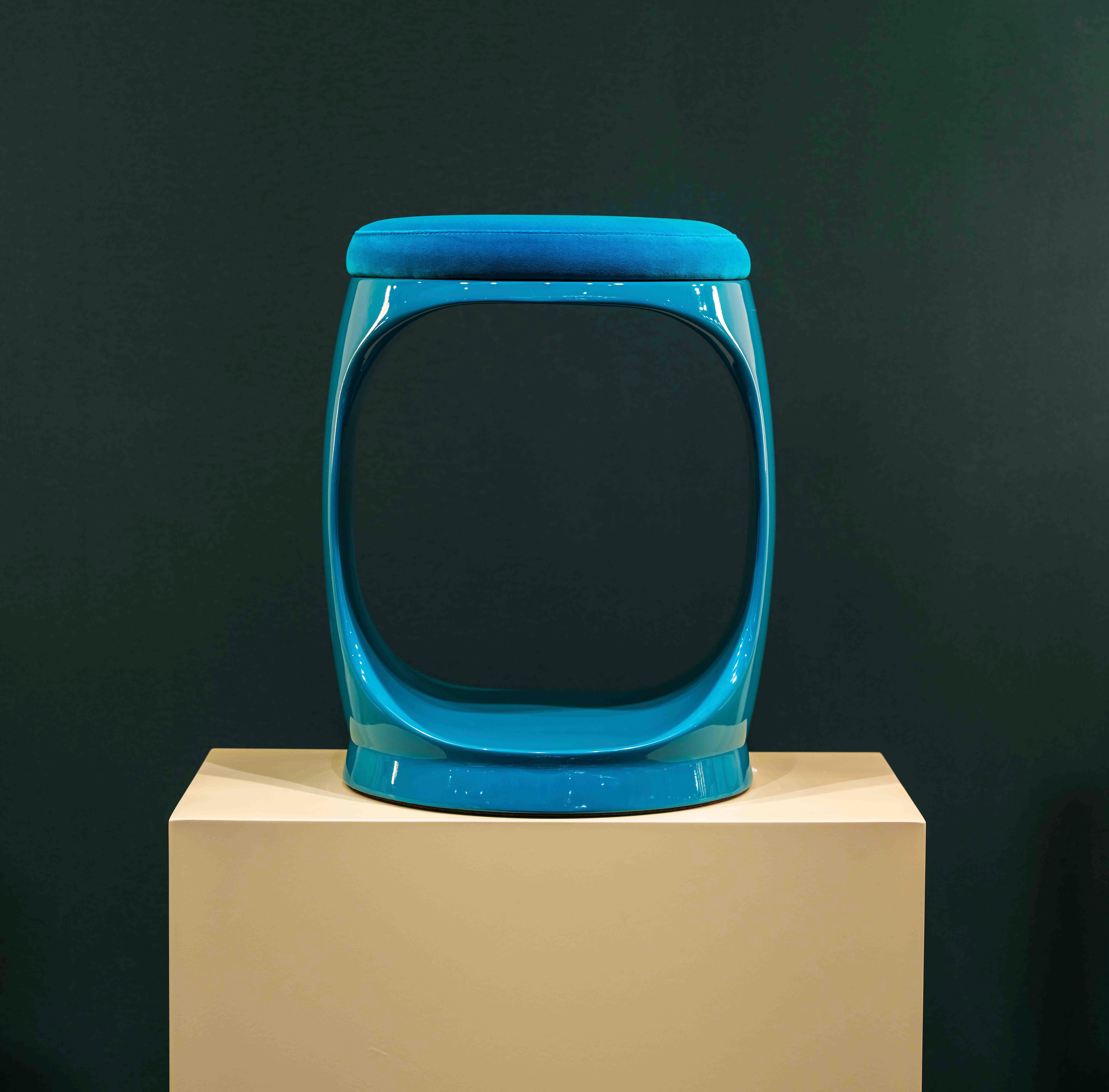 Molded Turquoise Contemporary Stool made in Italy, Signet Ring For Sale