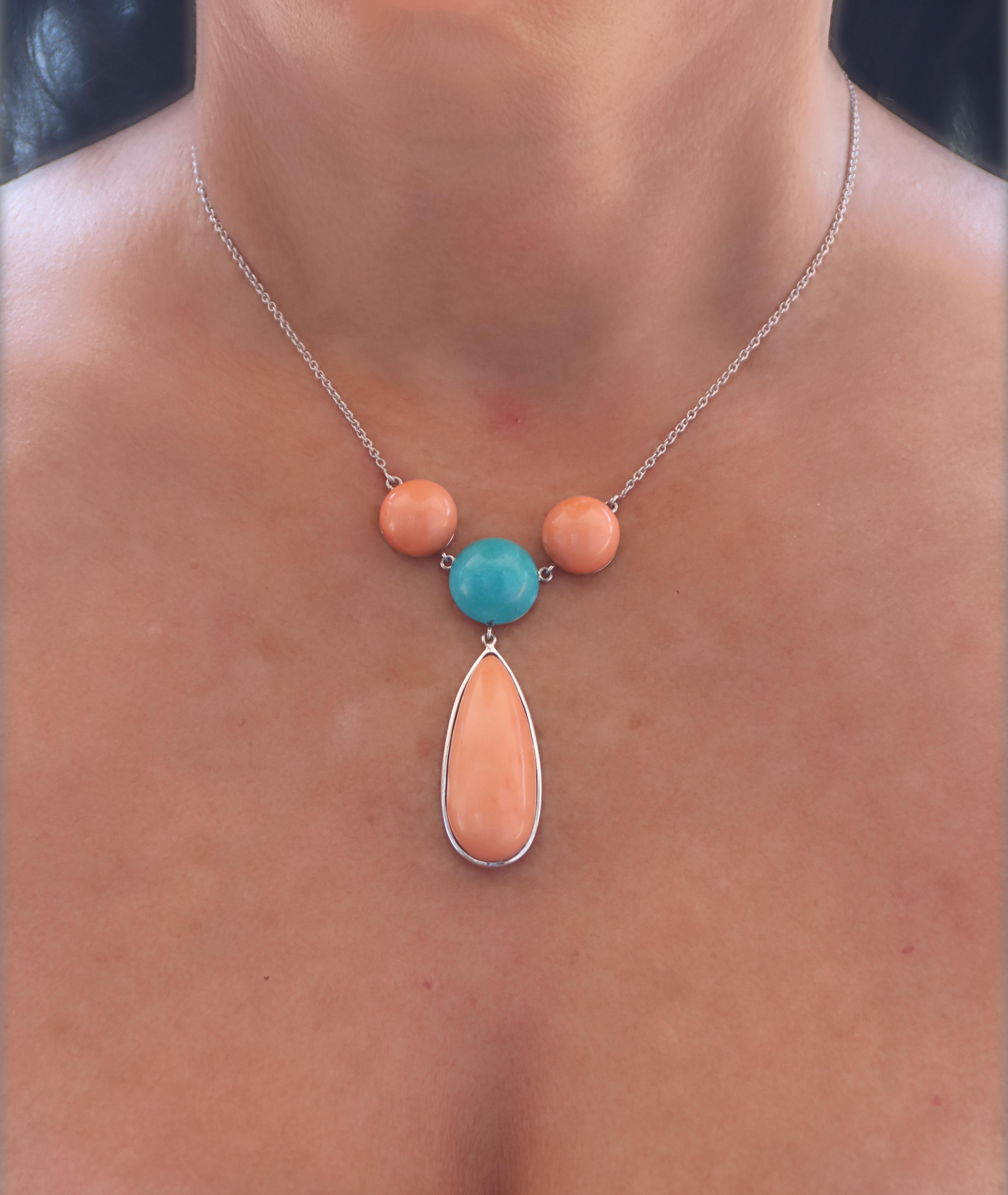Turquoise Coral 18 Karat White Gold Pendant Necklace For Sale 3