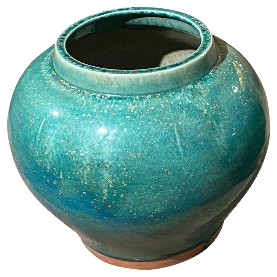 Vase de forme simple à glaçure craquelée turquoise, Chine, Contemporain en vente