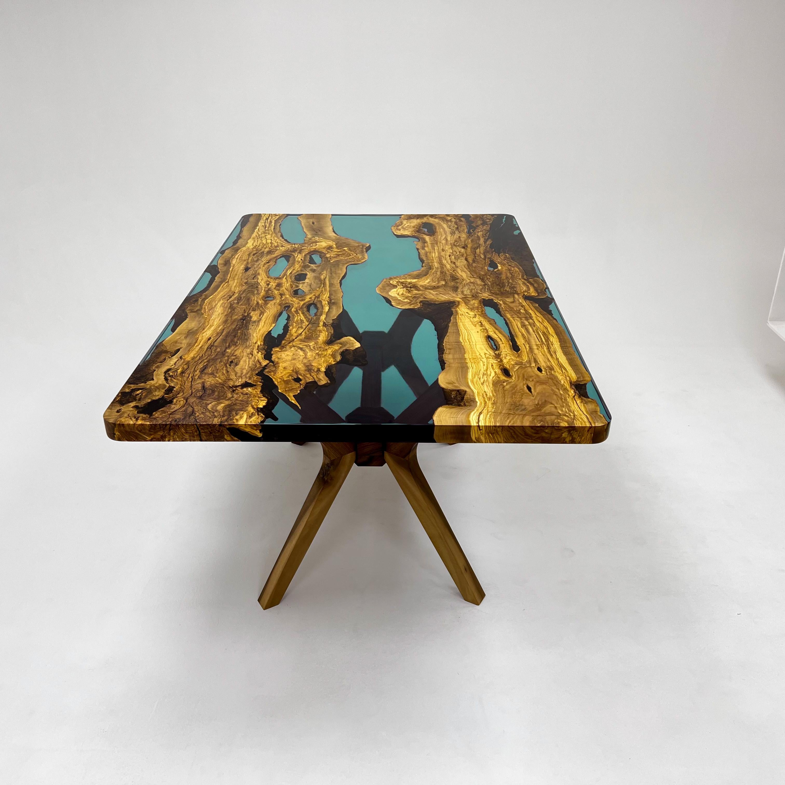 Turkish Turquoise Custom Epoxy Resin Dining Wood Table For Sale