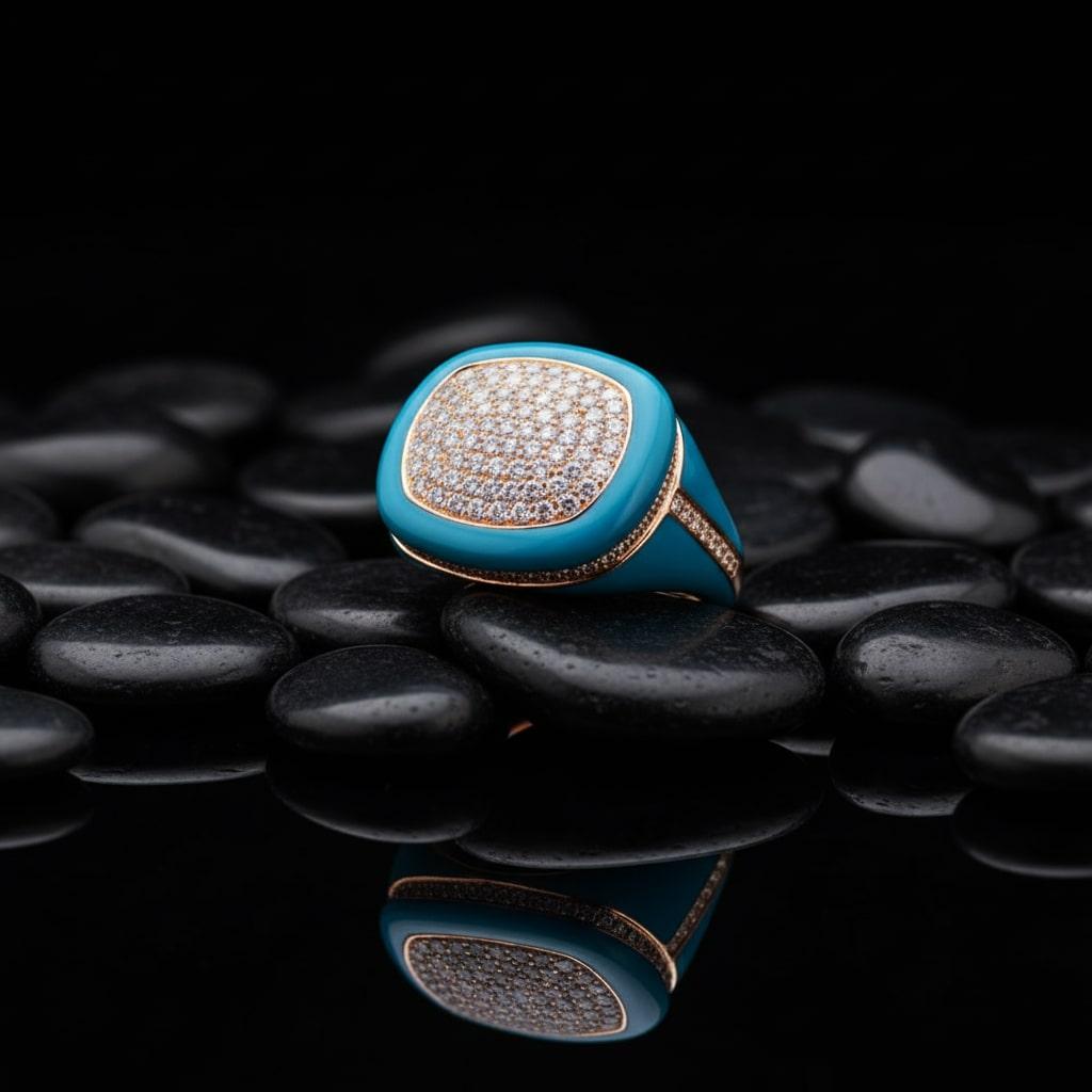 in vendita:  Anello con diamante turchese e smalto in oro giallo 14K (o 18k su richiesta) 3