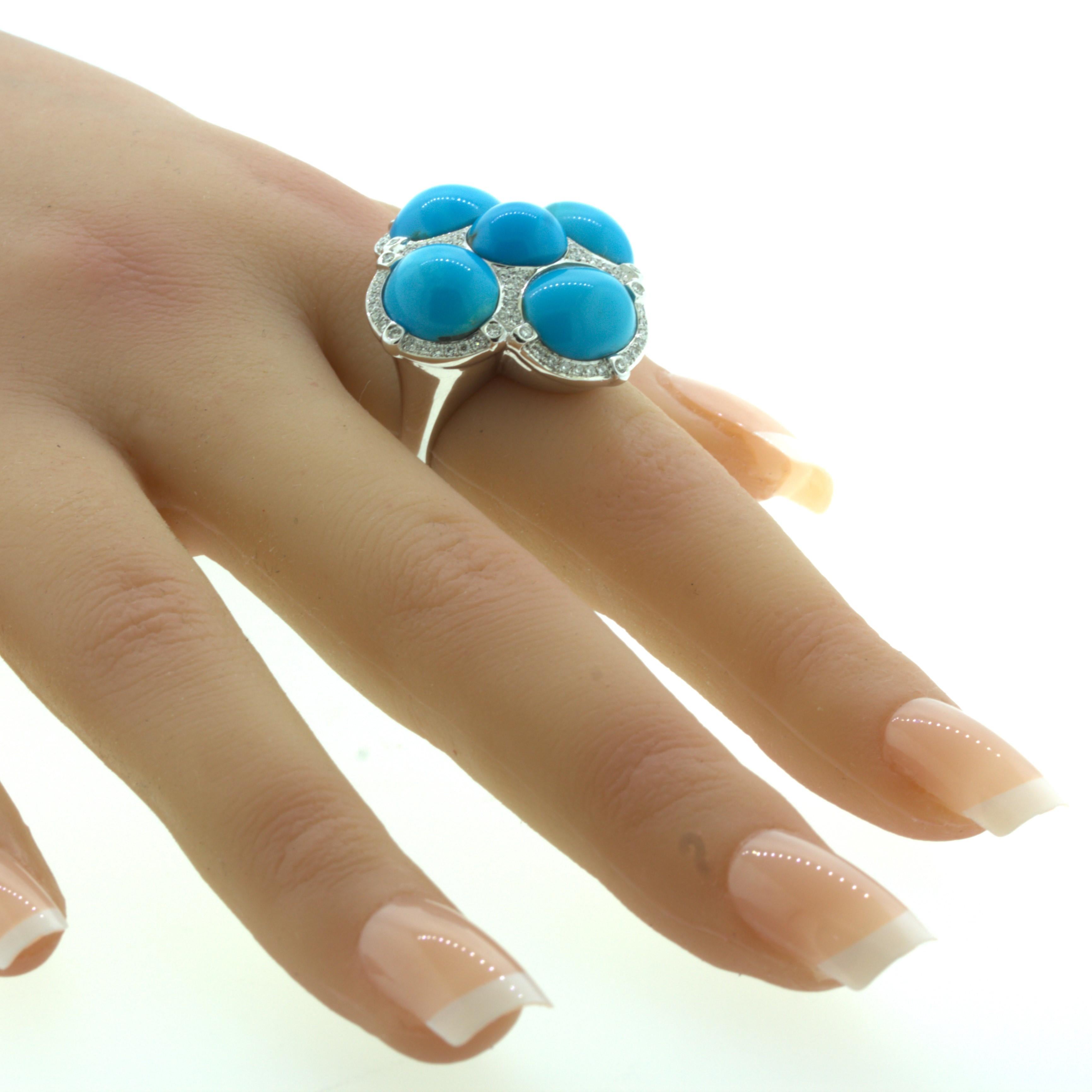 Bague cocktail en or blanc 18 carats avec turquoise et diamants Pour femmes en vente