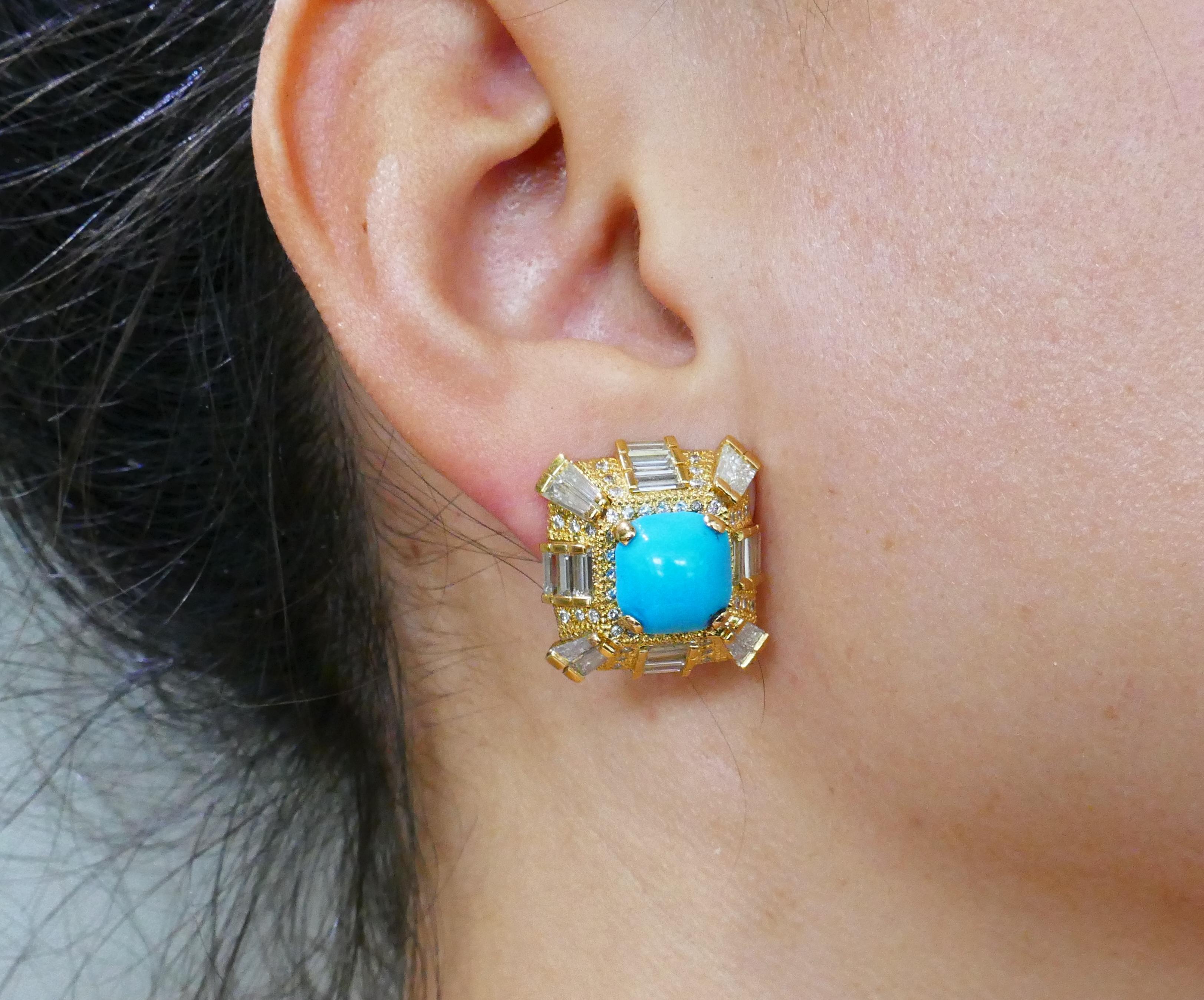 Turquoise Diamond Yellow Gold Earrings In Good Condition For Sale In Beverly Hills, CA