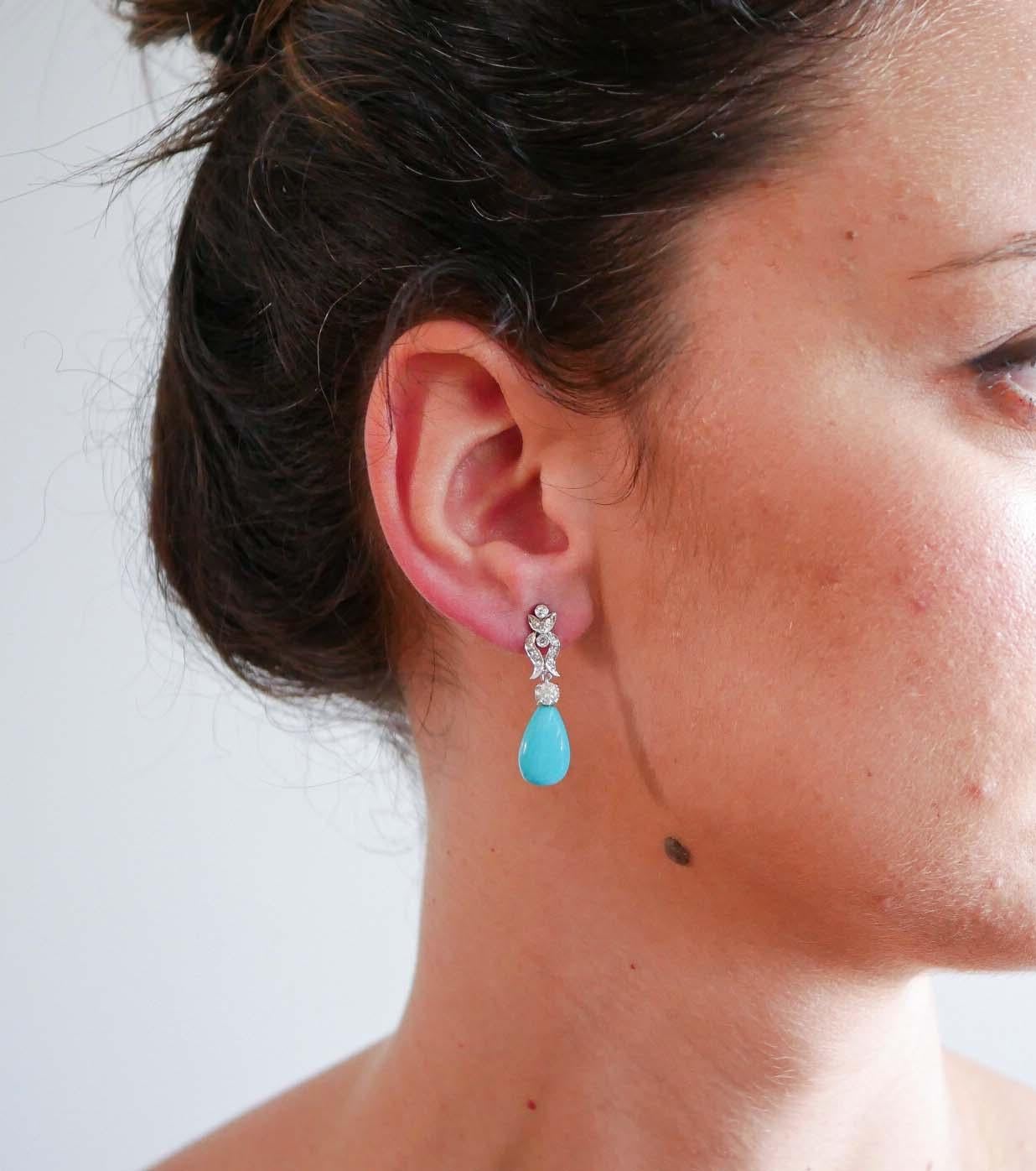 Türkis, Diamanten, 14 Karat Weißgold-Ohrringe. (Gemischter Schliff) im Angebot