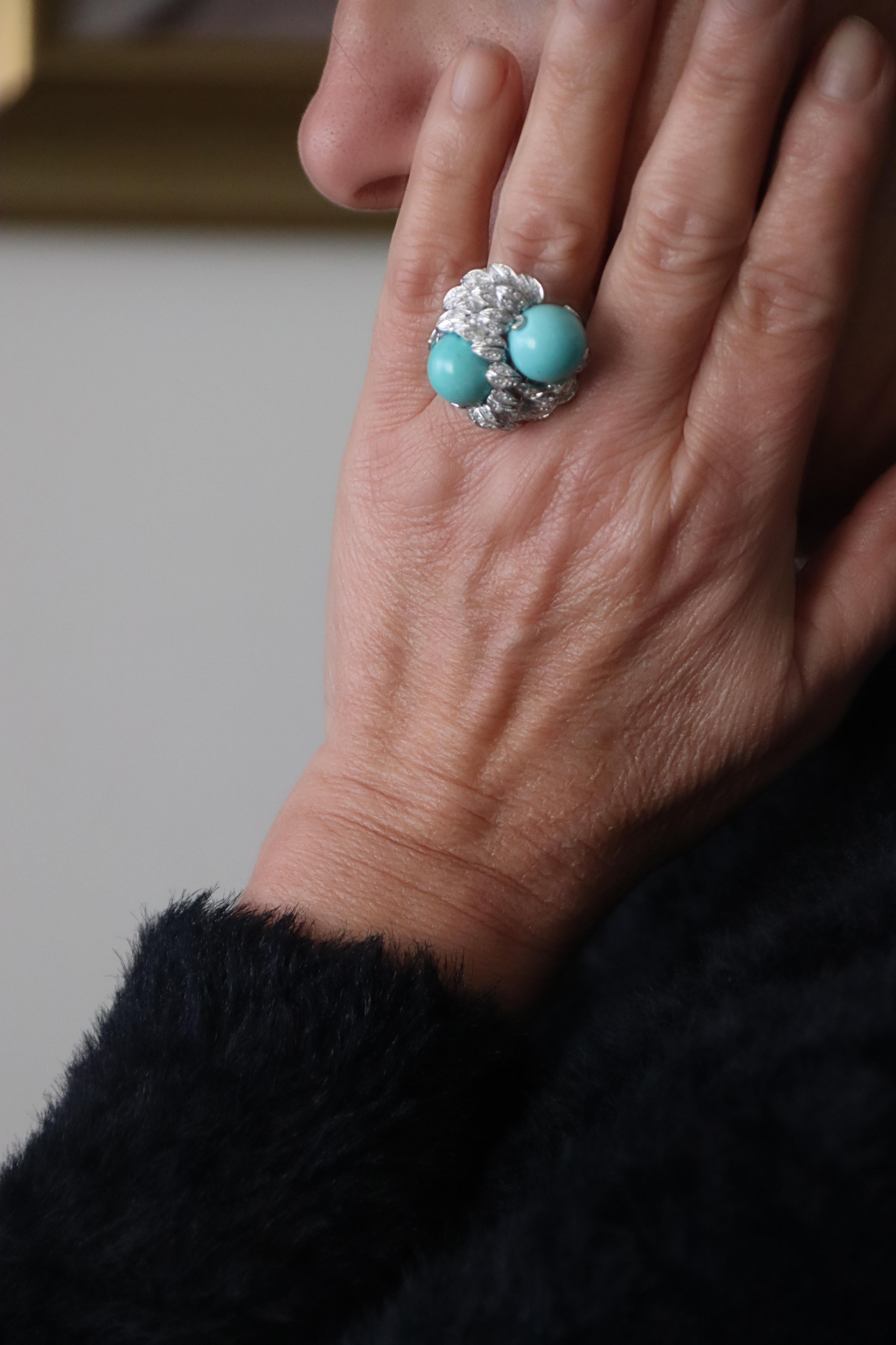 Turquoise Diamonds 18 Karat White Gold Cocktail Ring For Sale 3