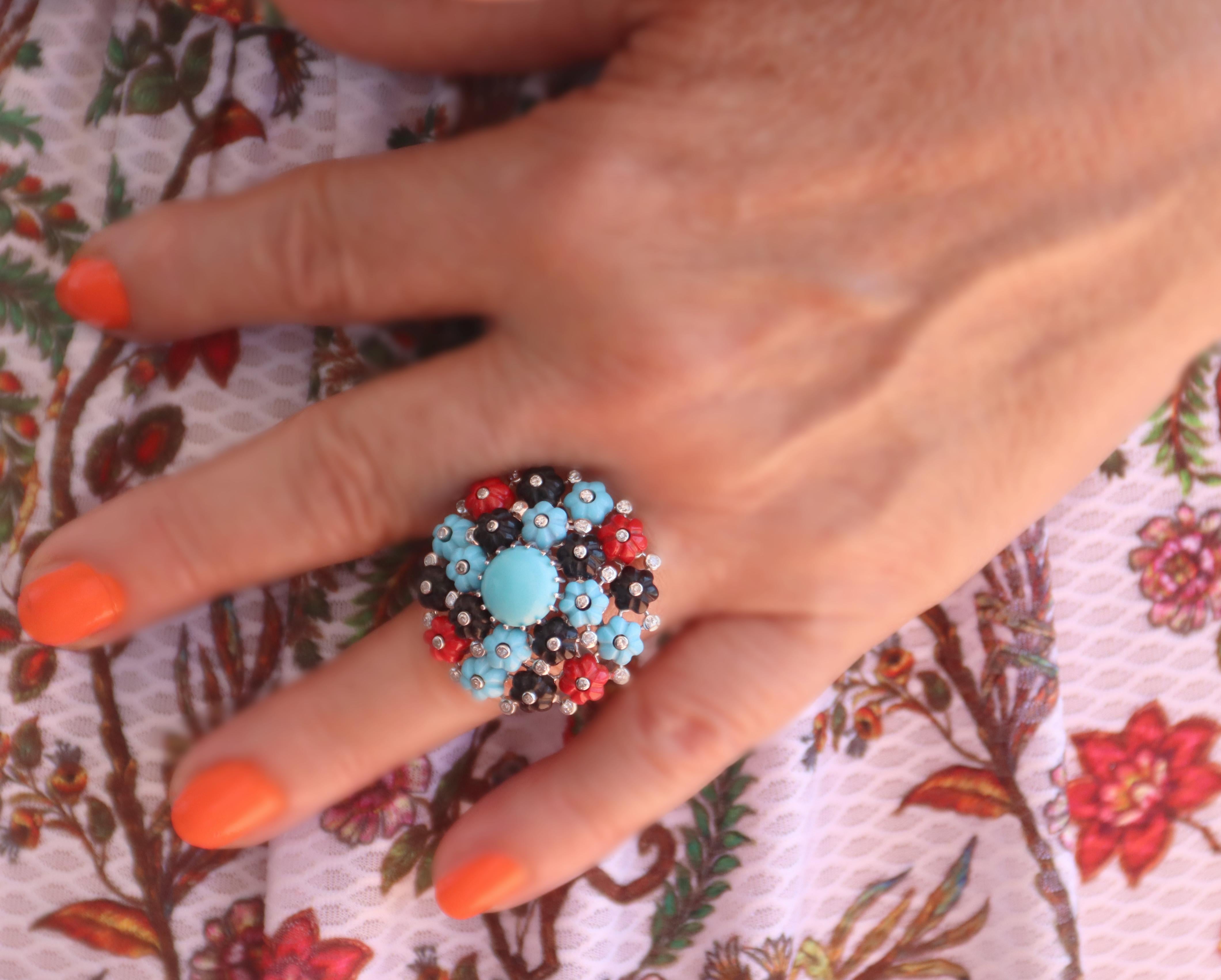 Turquoise Diamonds Coral Onyx 18 Karat White Gold Cocktail Ring For Sale 4