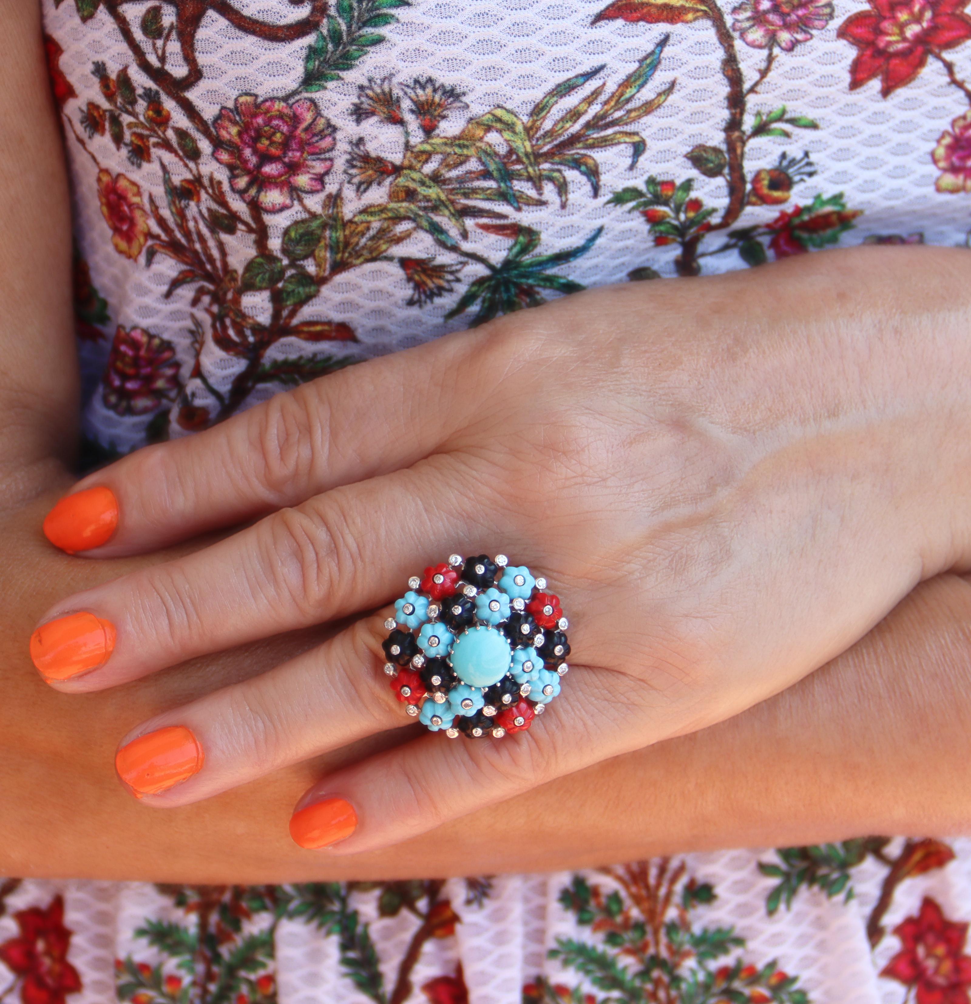 Turquoise Diamonds Coral Onyx 18 Karat White Gold Cocktail Ring For Sale 1