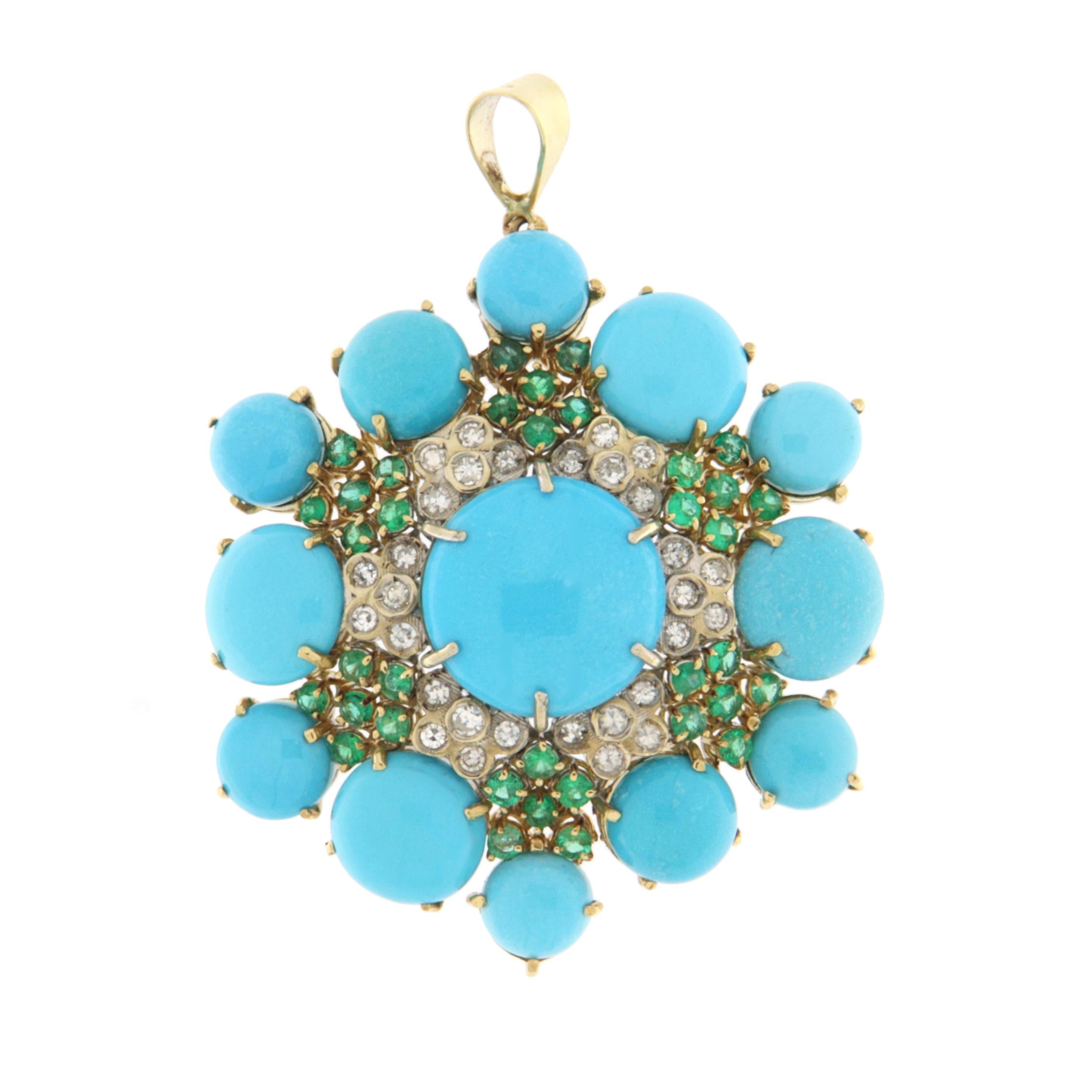 Collier pendentif en or jaune 18 carats Turquoise Diamants Emeraudes Pour femmes en vente