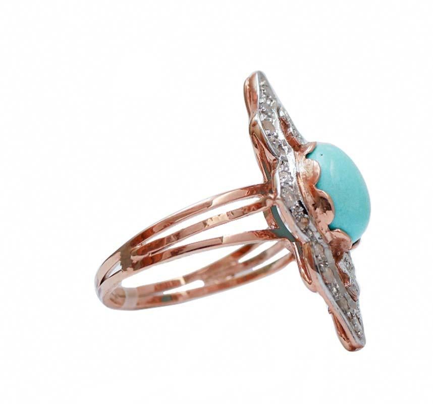 Simple ring in 9 kt rose gold and silver structure mounted with a central turquoise surrounded by diamonds.
This ring was totally handmade by Italian master goldsmiths and it is in perfect conditions.
Diamonds 0.24 ct
Turquoise 0.50 gr
Total Weight
