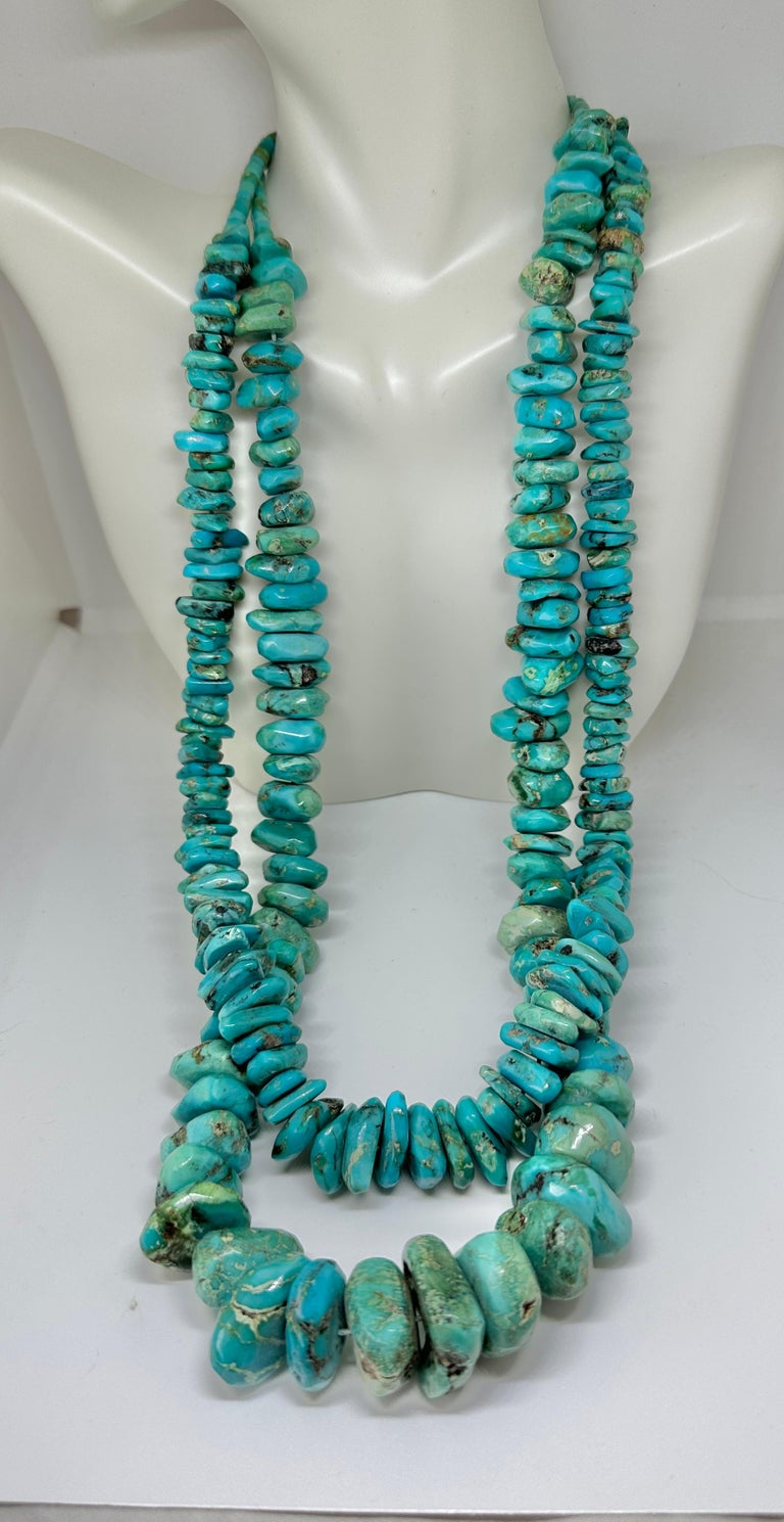 Turquoise Double Strand Necklace 14 Karat Yellow Gold Antique Mary Lou Daves In Excellent Condition For Sale In New York, NY