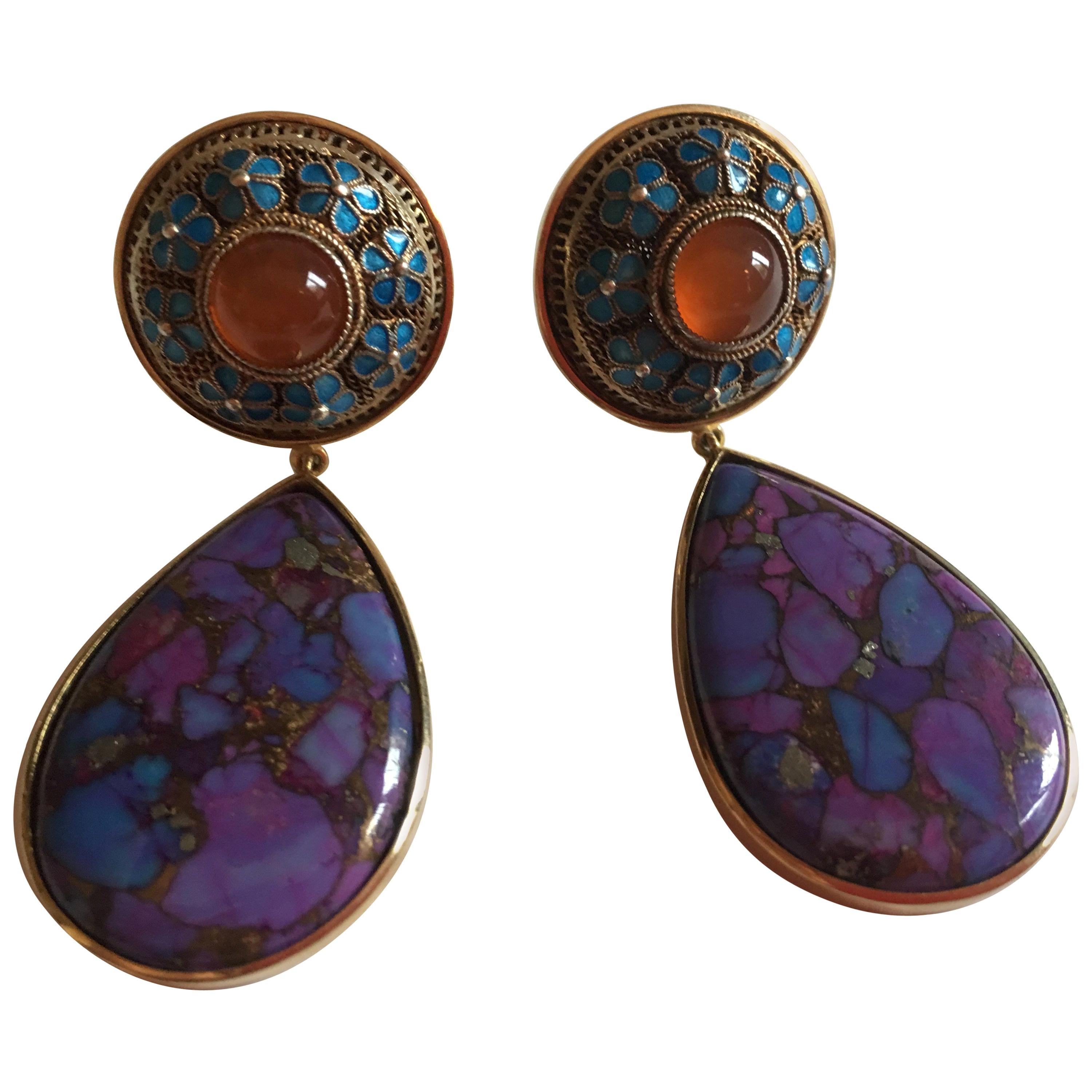 Anciennes gouttes en or massif 18 carats avec turquoise et cornaline de Chine en forme de bouton