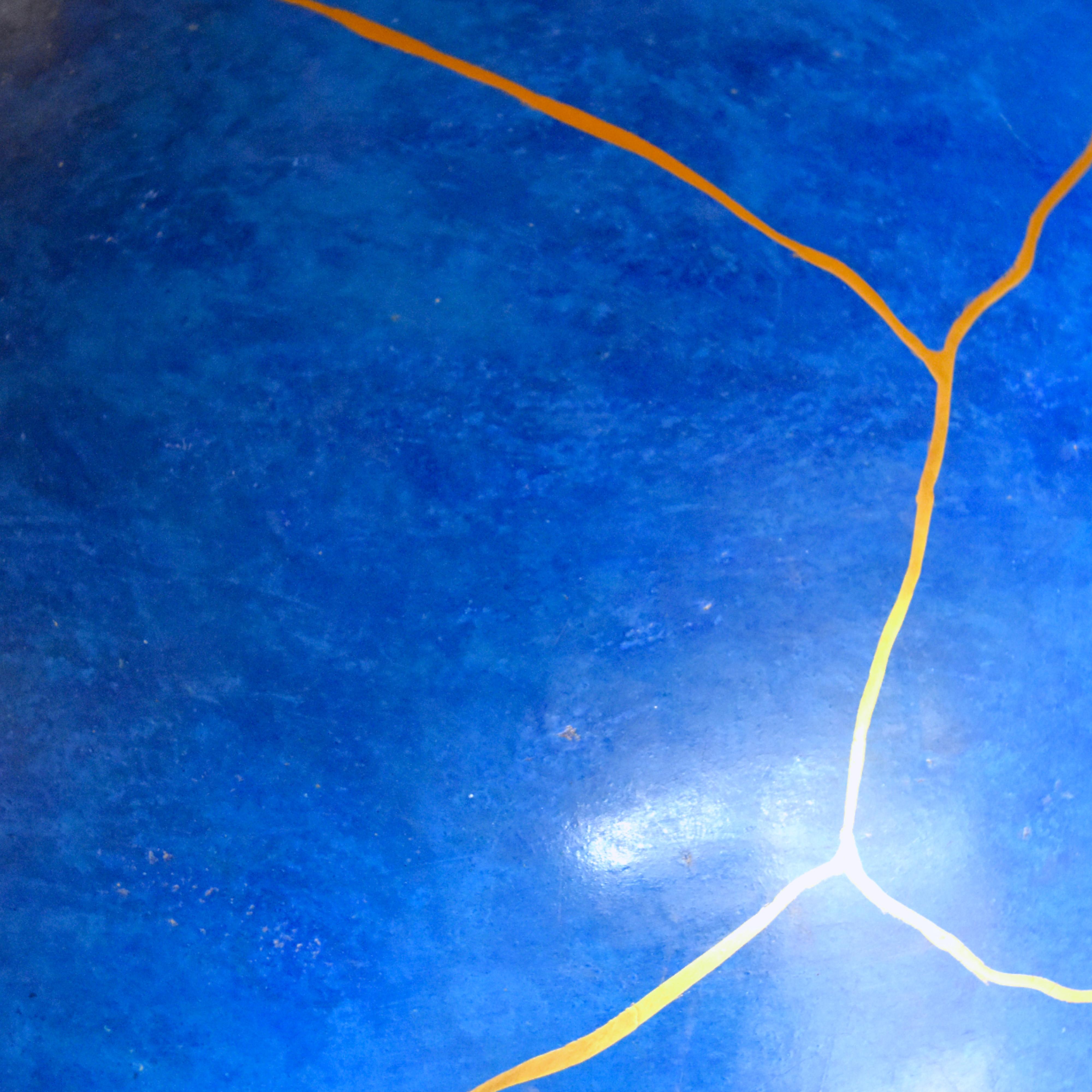 Gold Turquoise floor vase Kintsugi For Sale